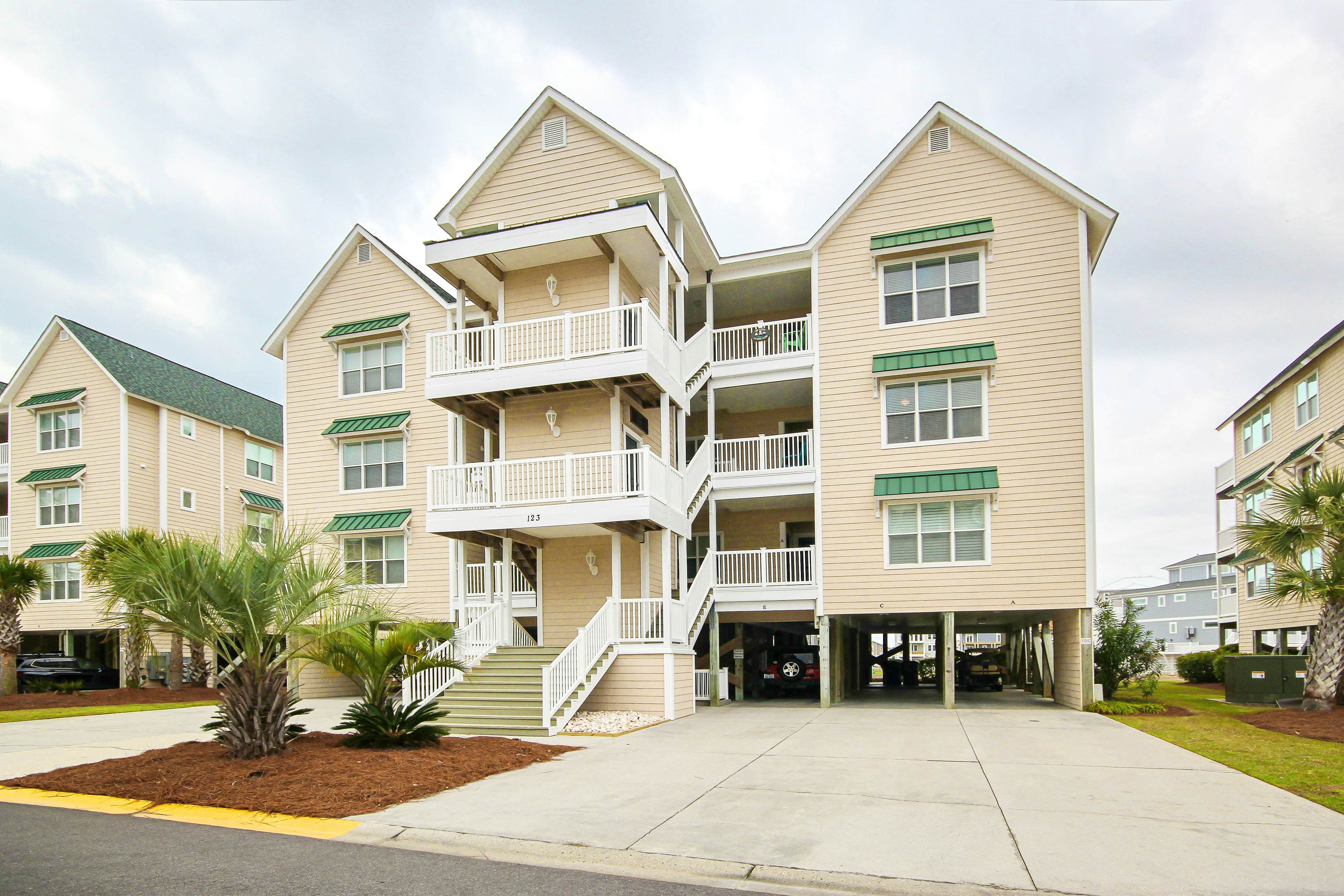 OIB02 West End Isle Retreat