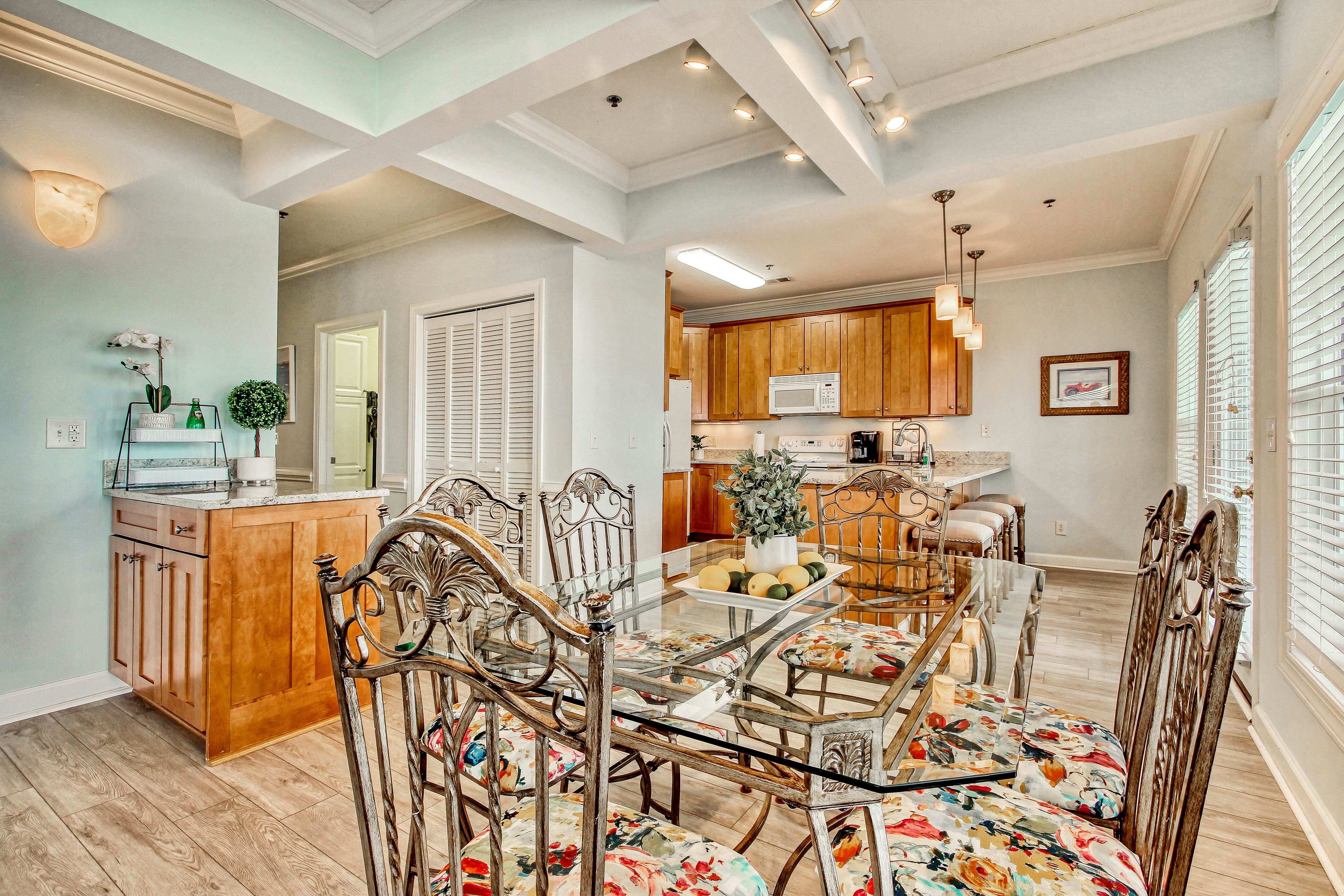 OIB02 West End Isle Retreat