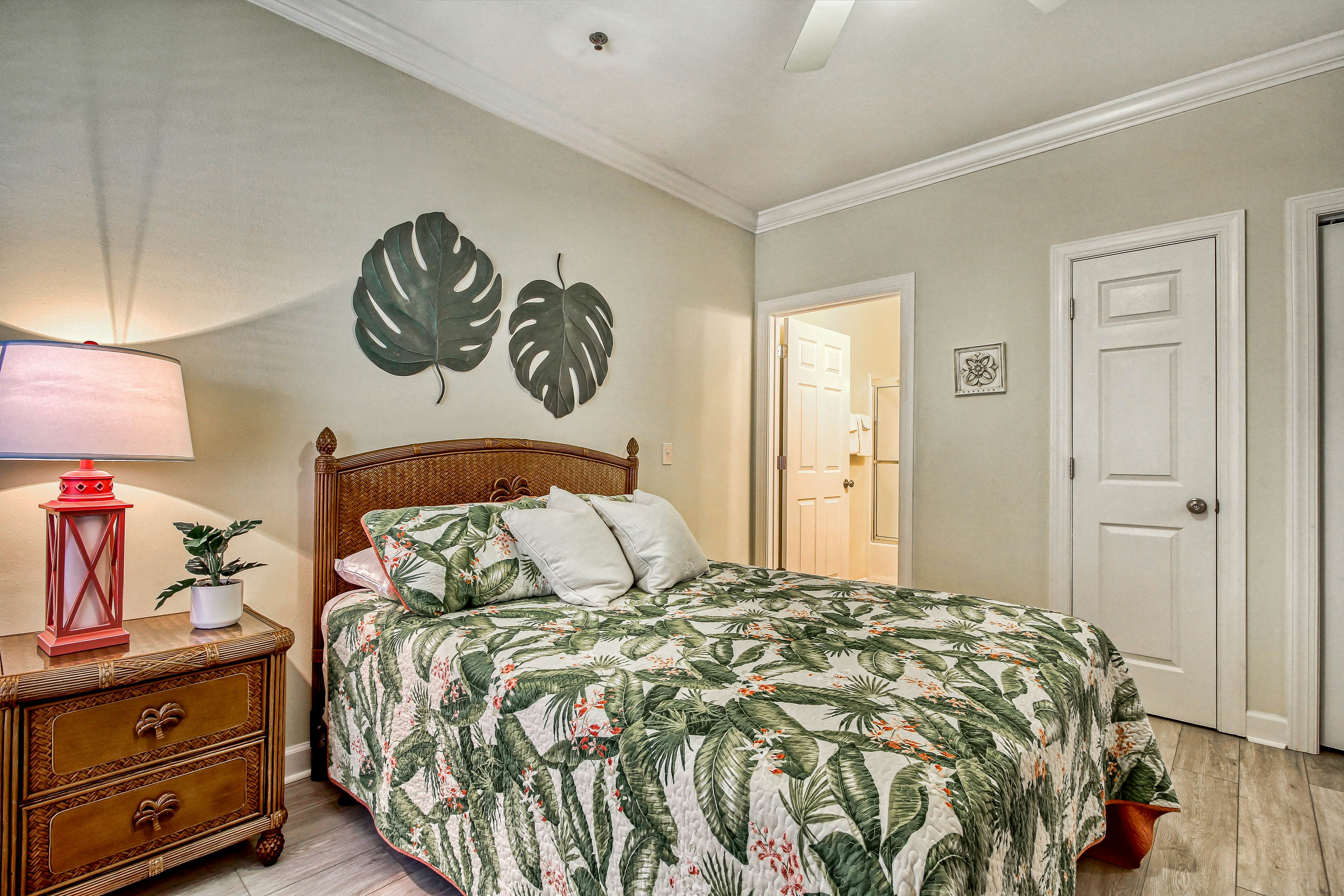 OIB02 West End Isle Retreat