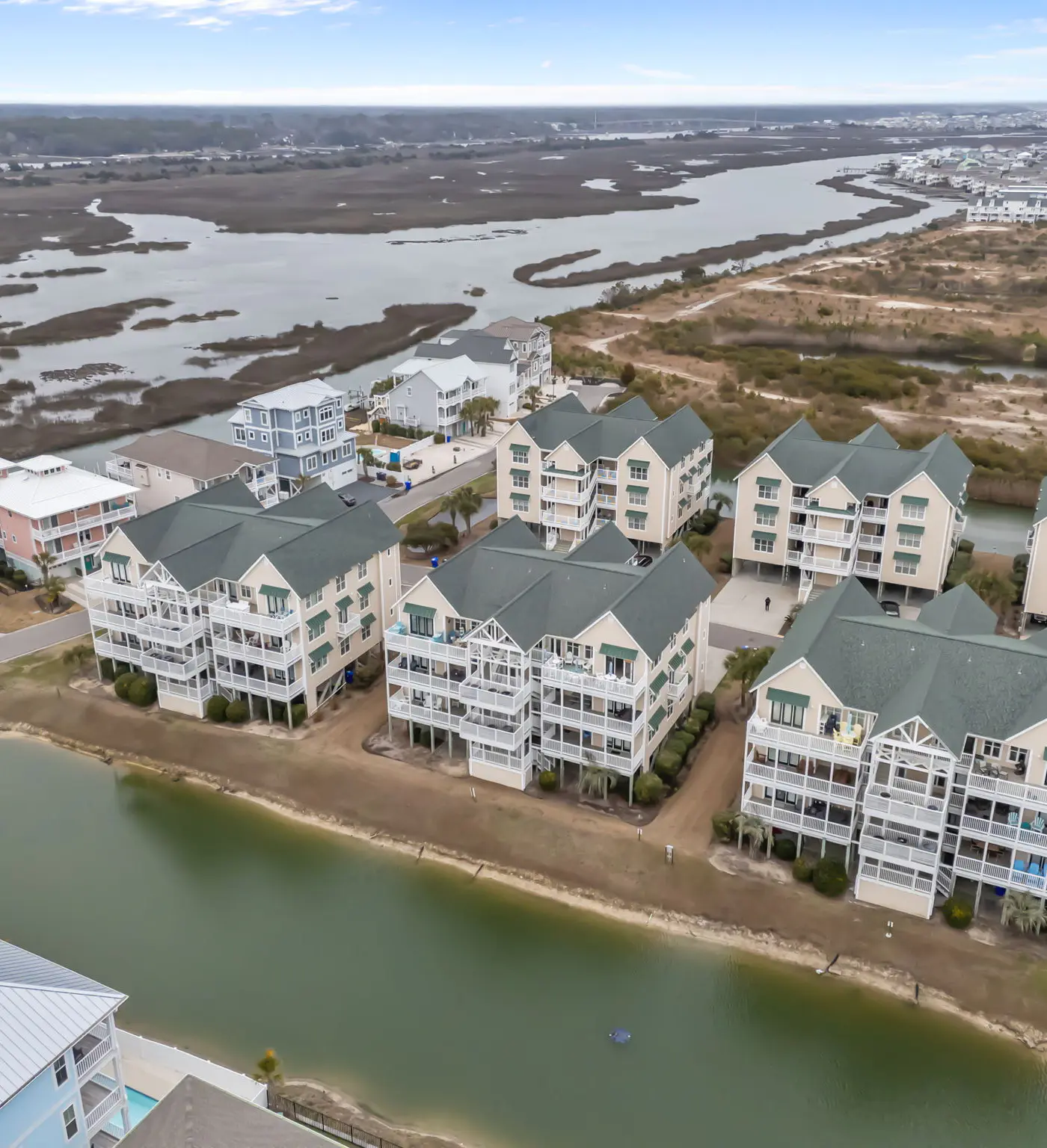 OIB02 West End Isle Retreat