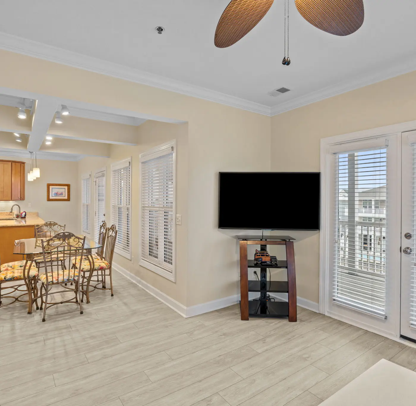 OIB02 West End Isle Retreat