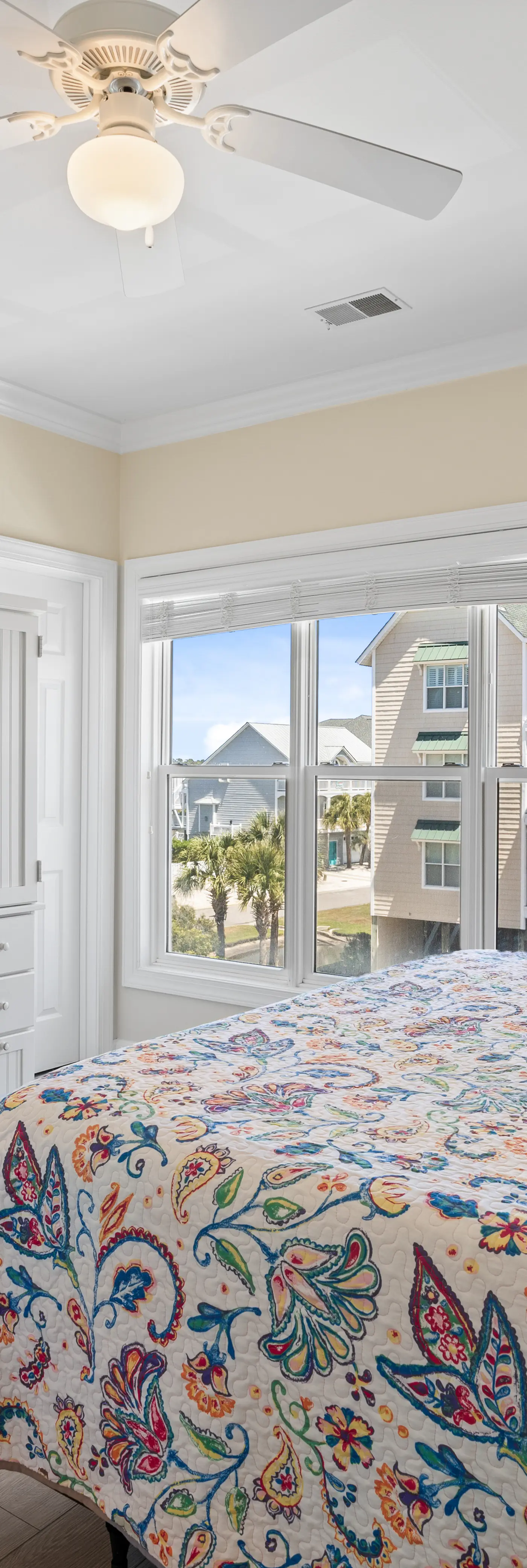 OIB02 West End Isle Retreat