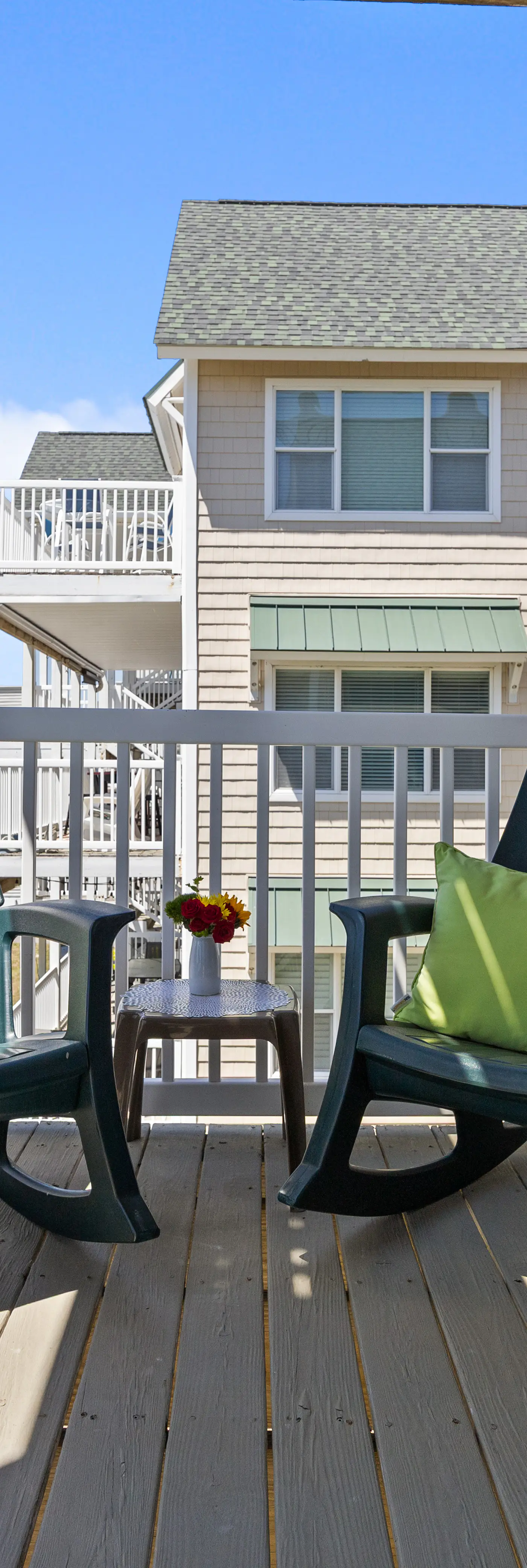 OIB02 West End Isle Retreat
