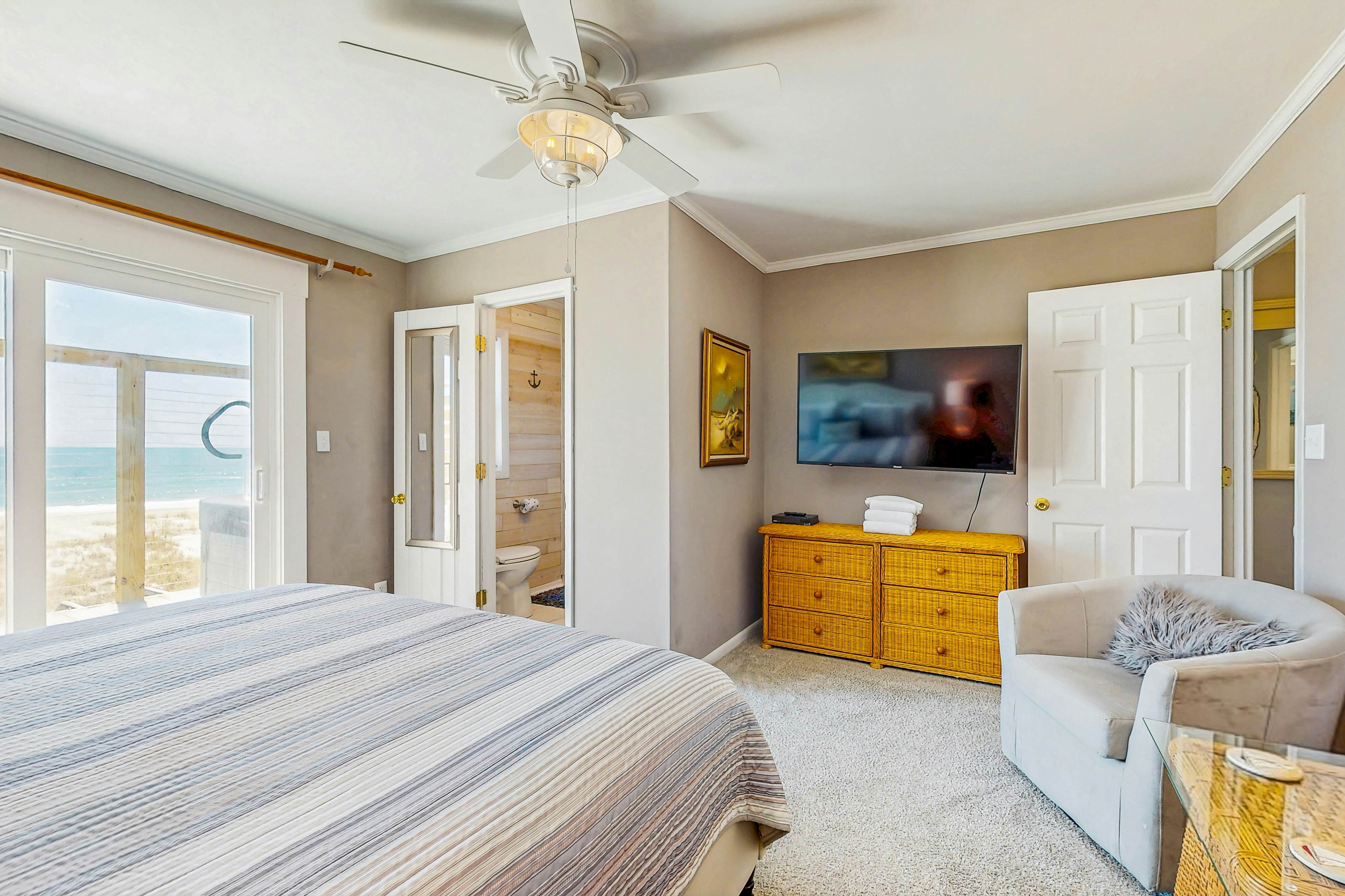 HB05 Silver Linings East & West