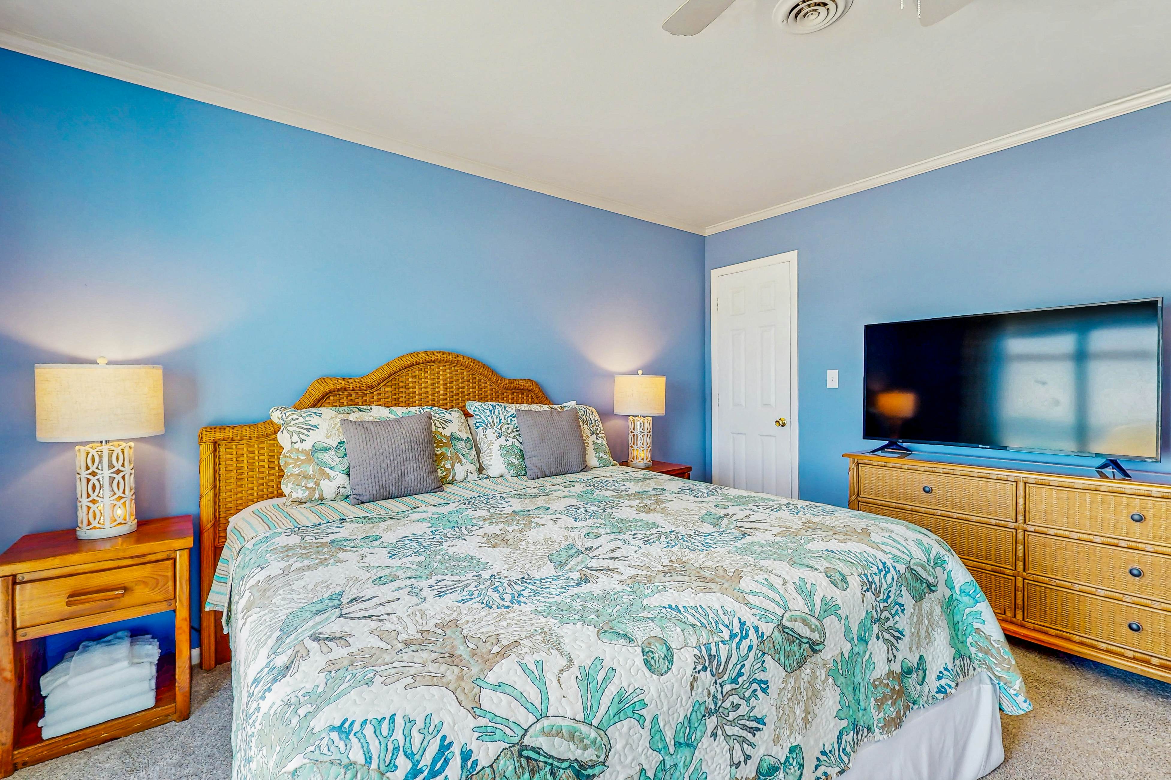 HB05 Silver Linings East & West