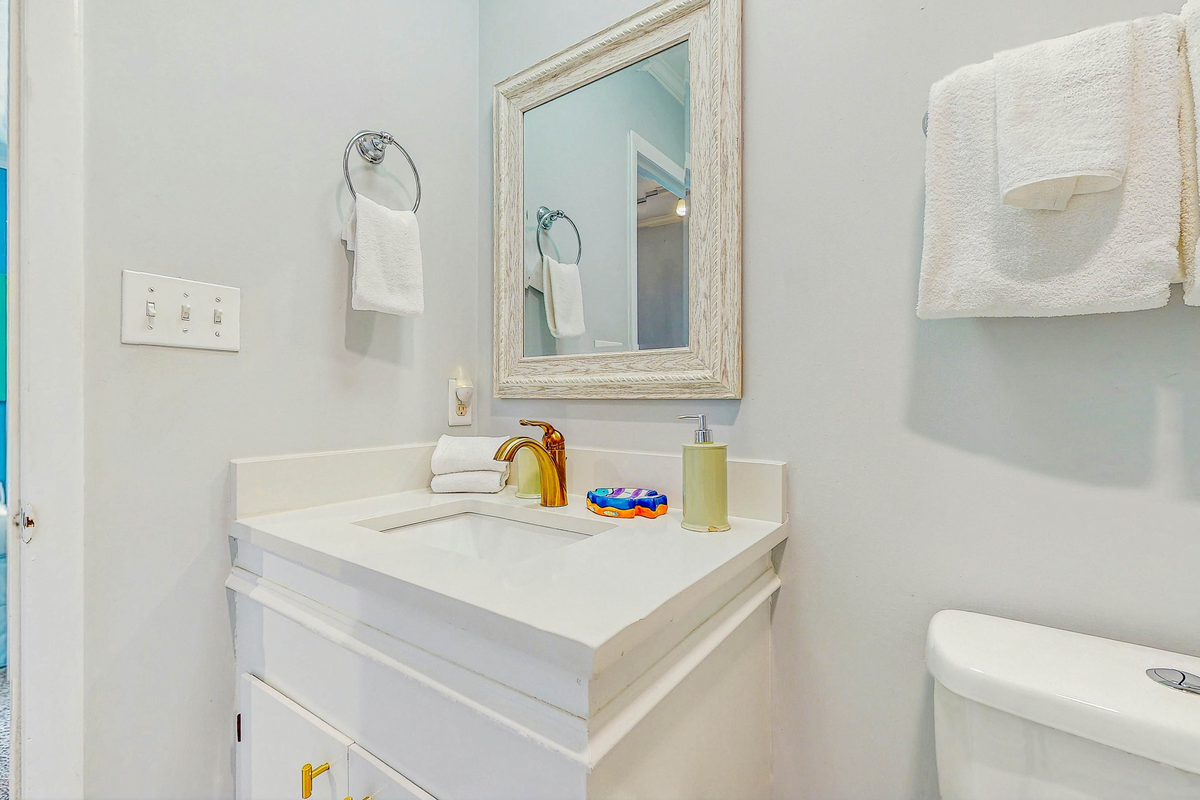 HB05 Silver Linings East & West