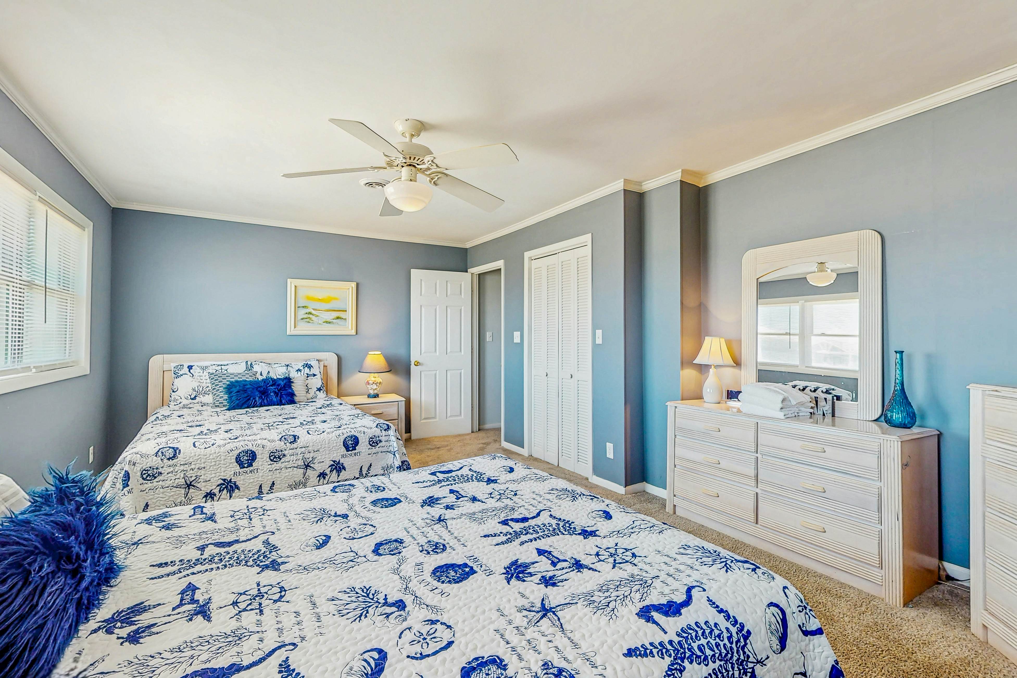 HB05 Silver Linings East & West