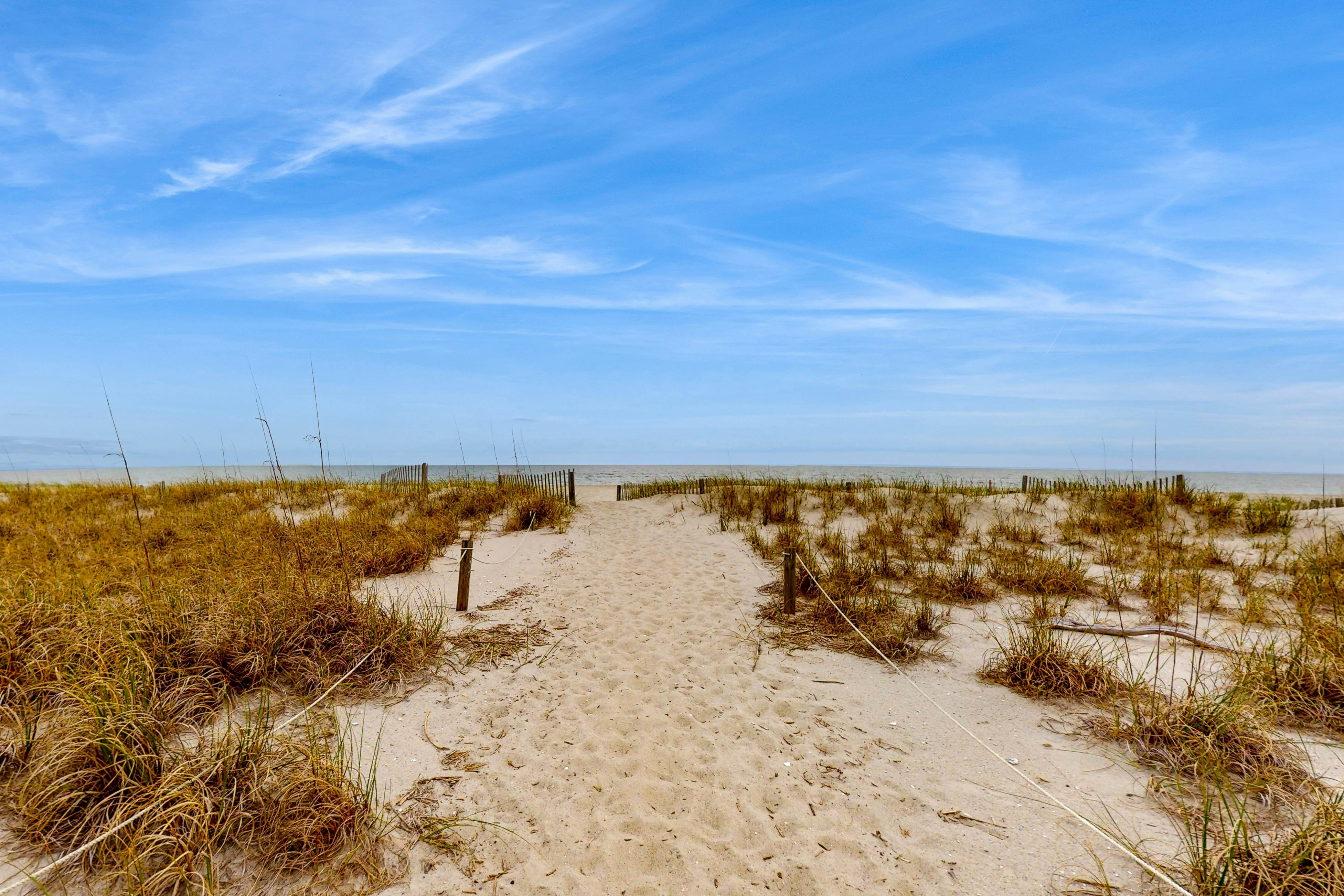 HB05 Silver Linings East & West