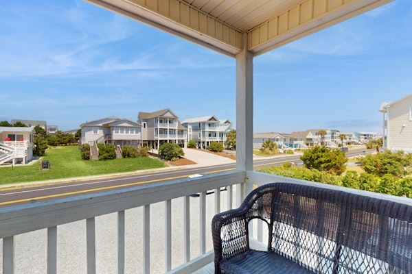 Newly renovated beachfront house with private washer/dryer, central AC, and deck