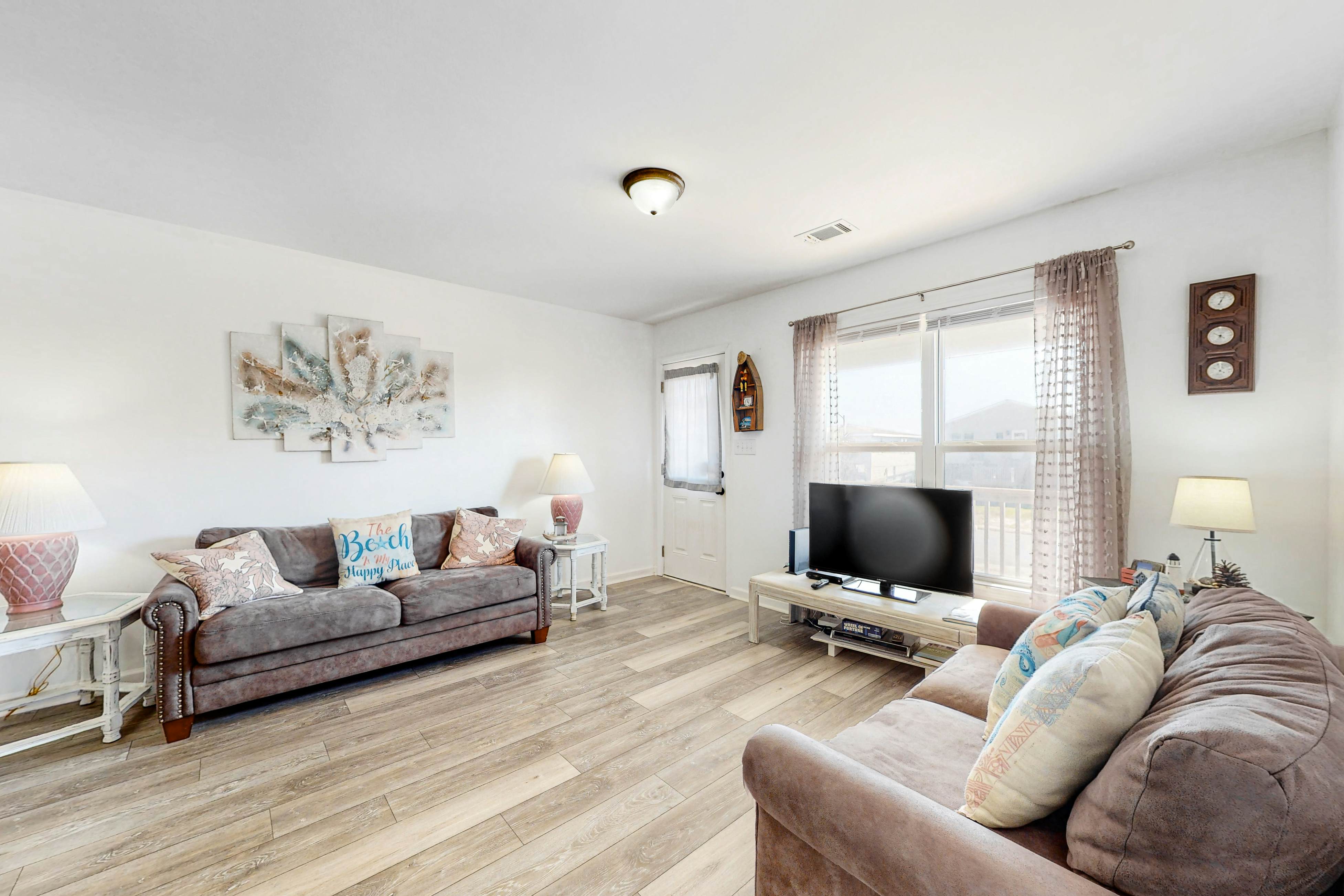 HB58 Casper's Hideaway