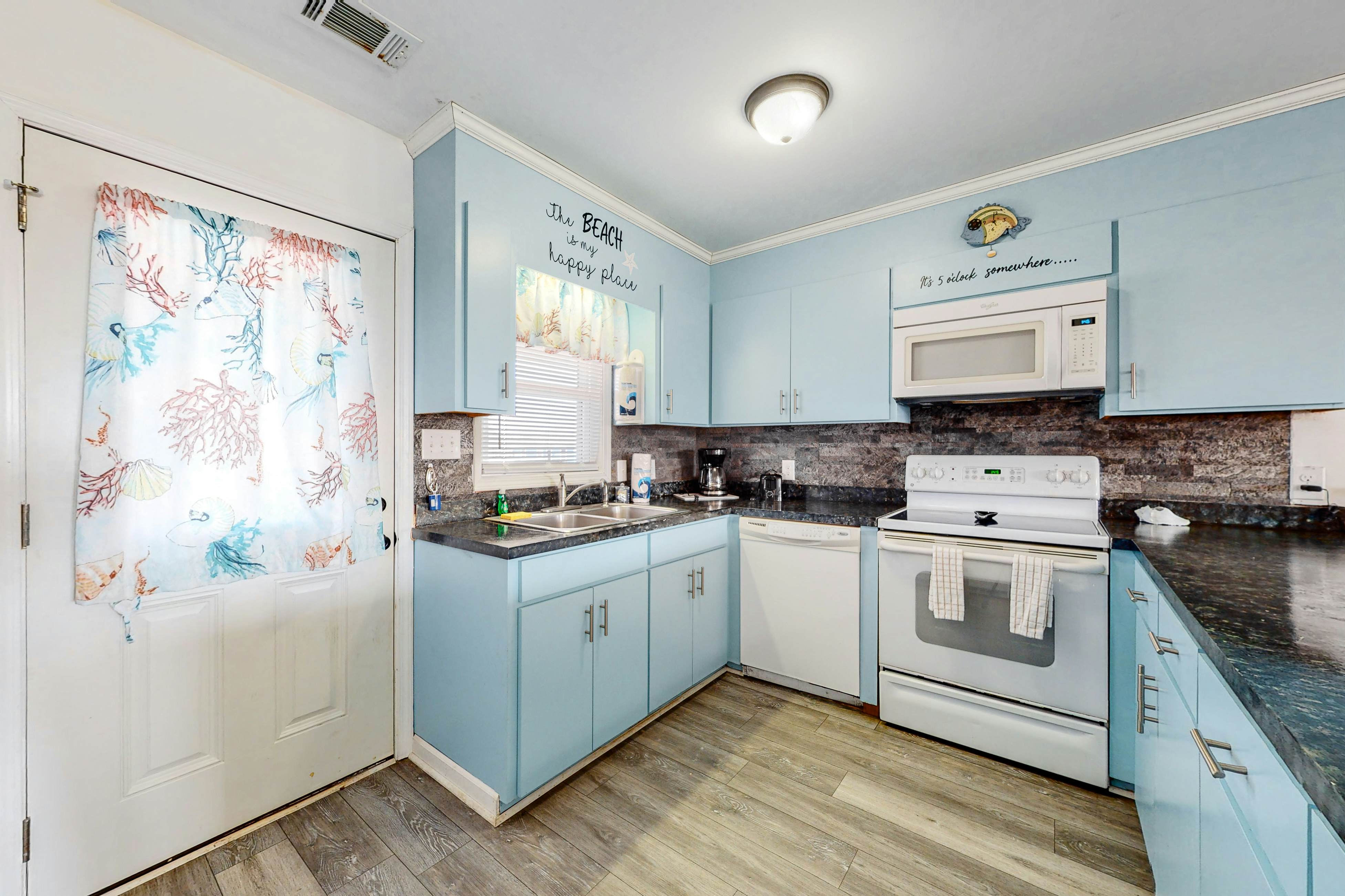 HB58 Casper's Hideaway