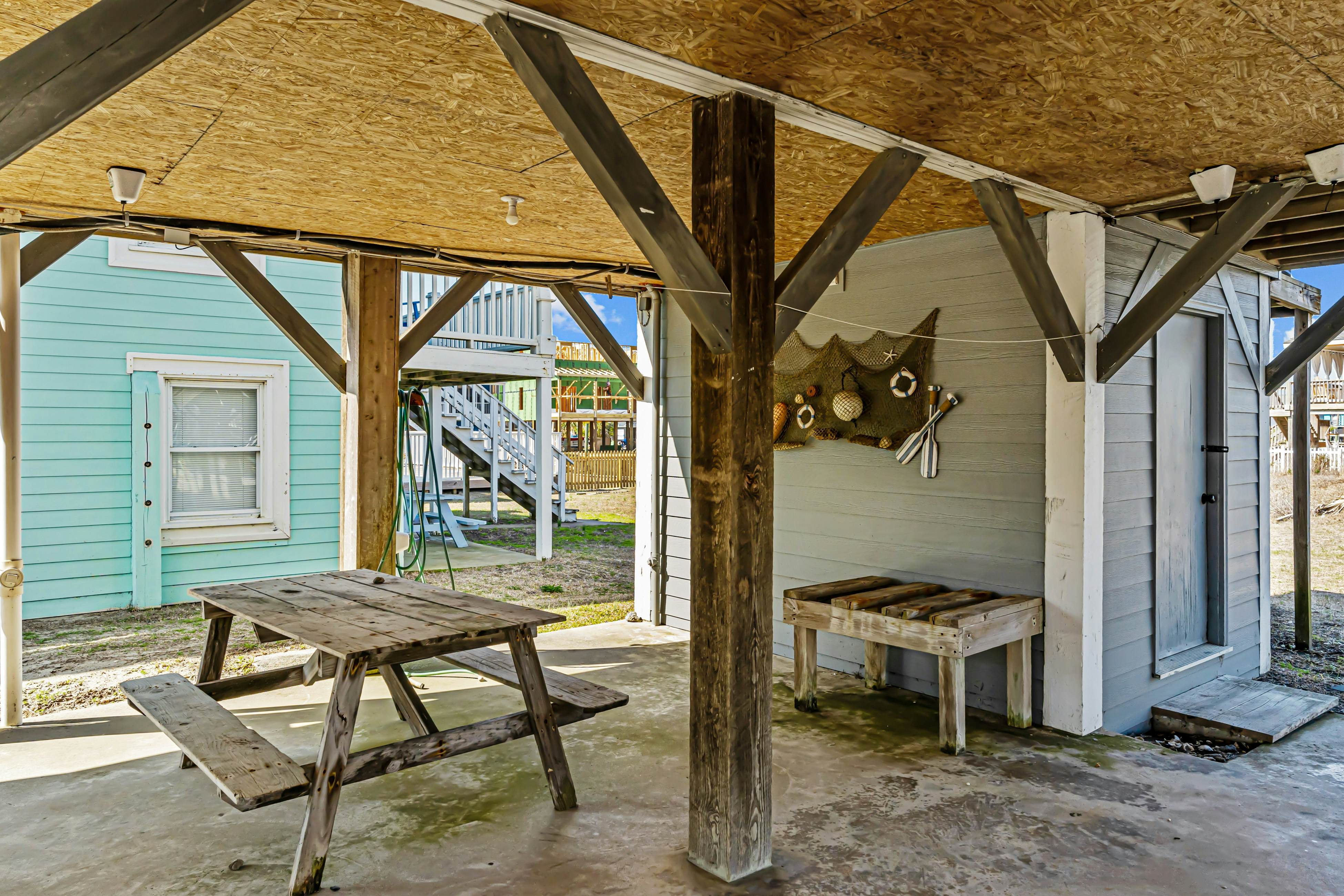 HB58 Casper's Hideaway