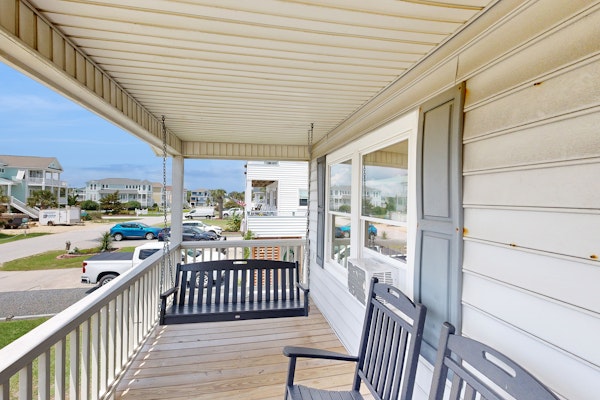 Dog-Friendly House Just Steps From Beach w/Free WiFi, Central AC, W/D, Patio