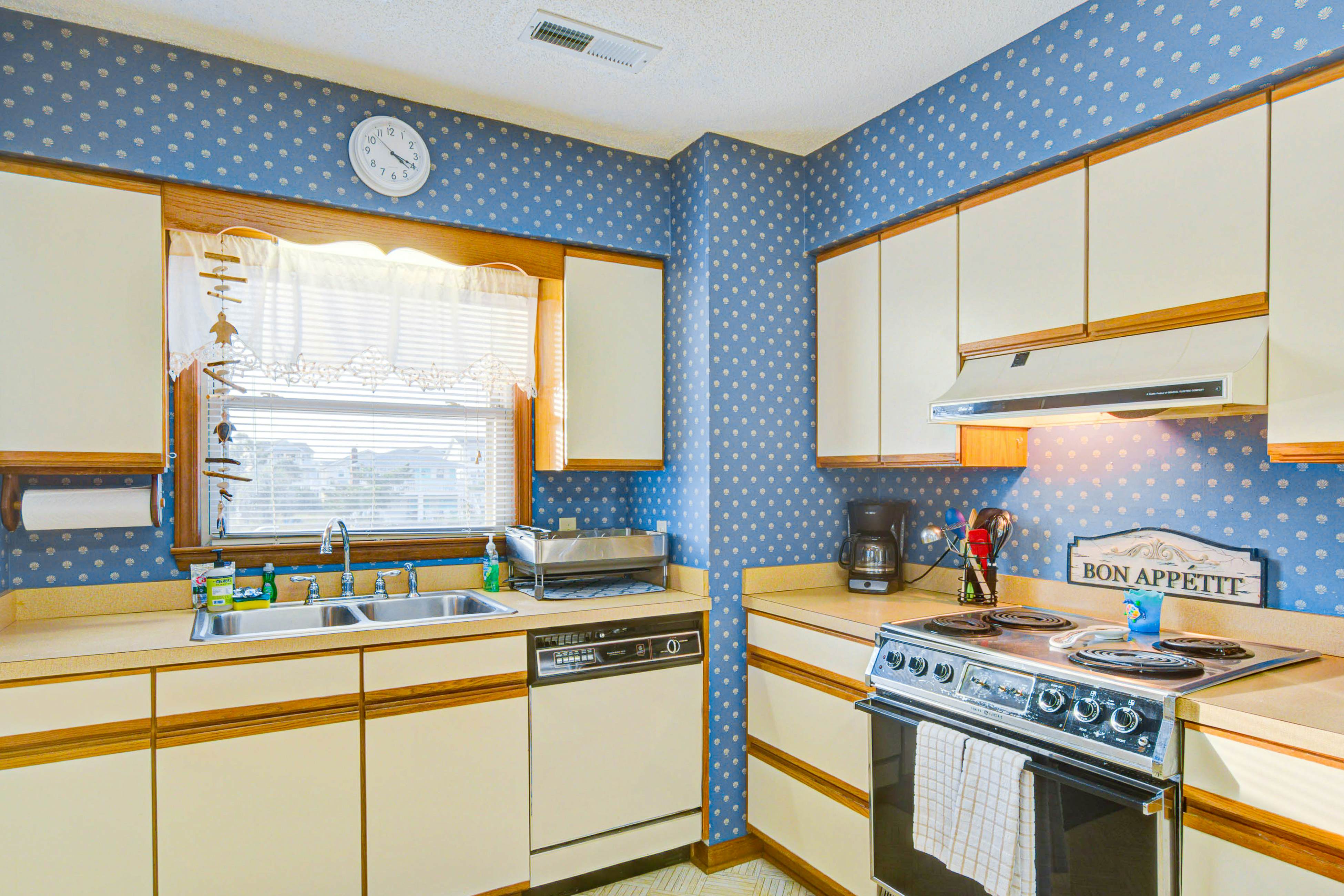 HB197 The Owen-ly Place to Be