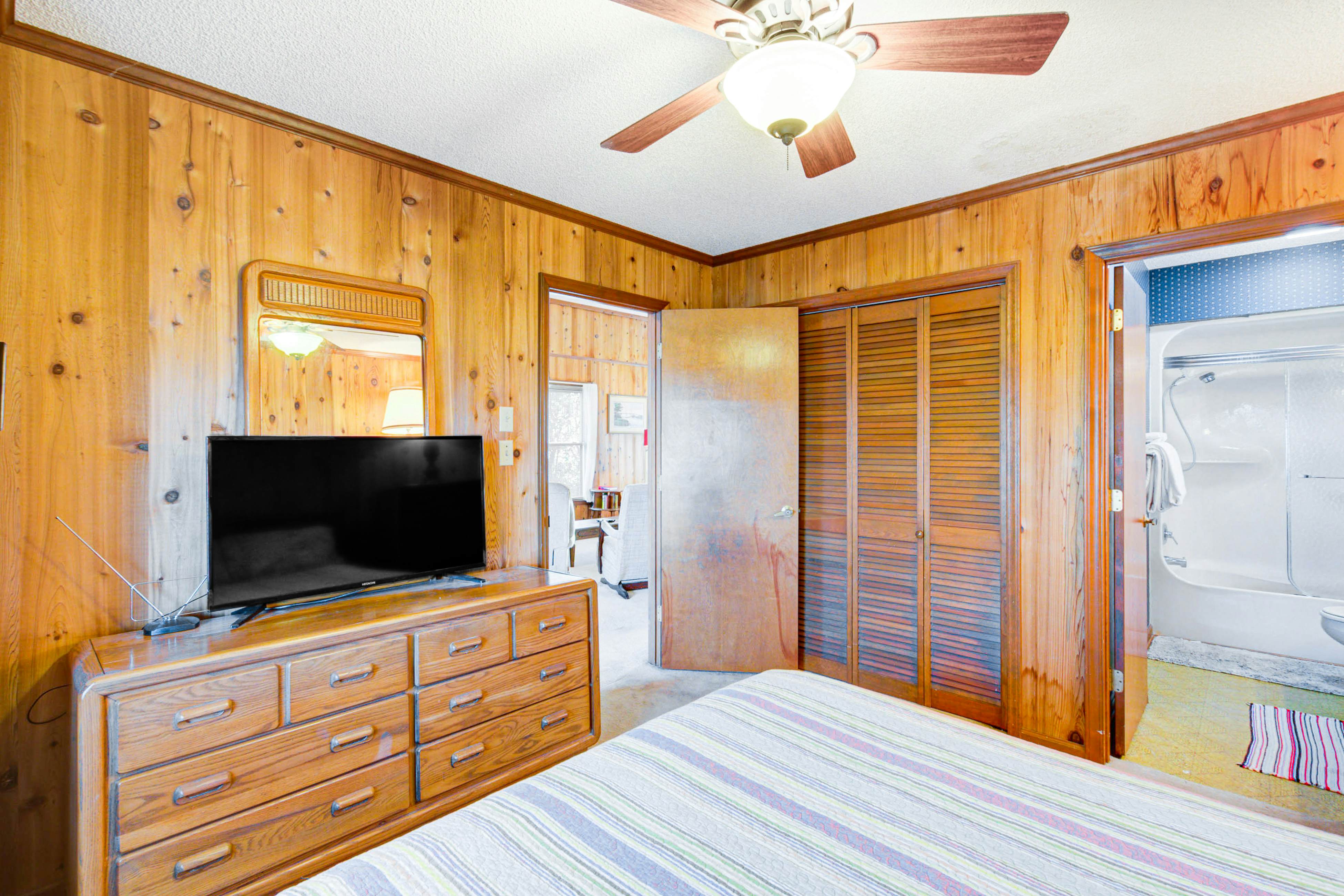 HB197 The Owen-ly Place to Be