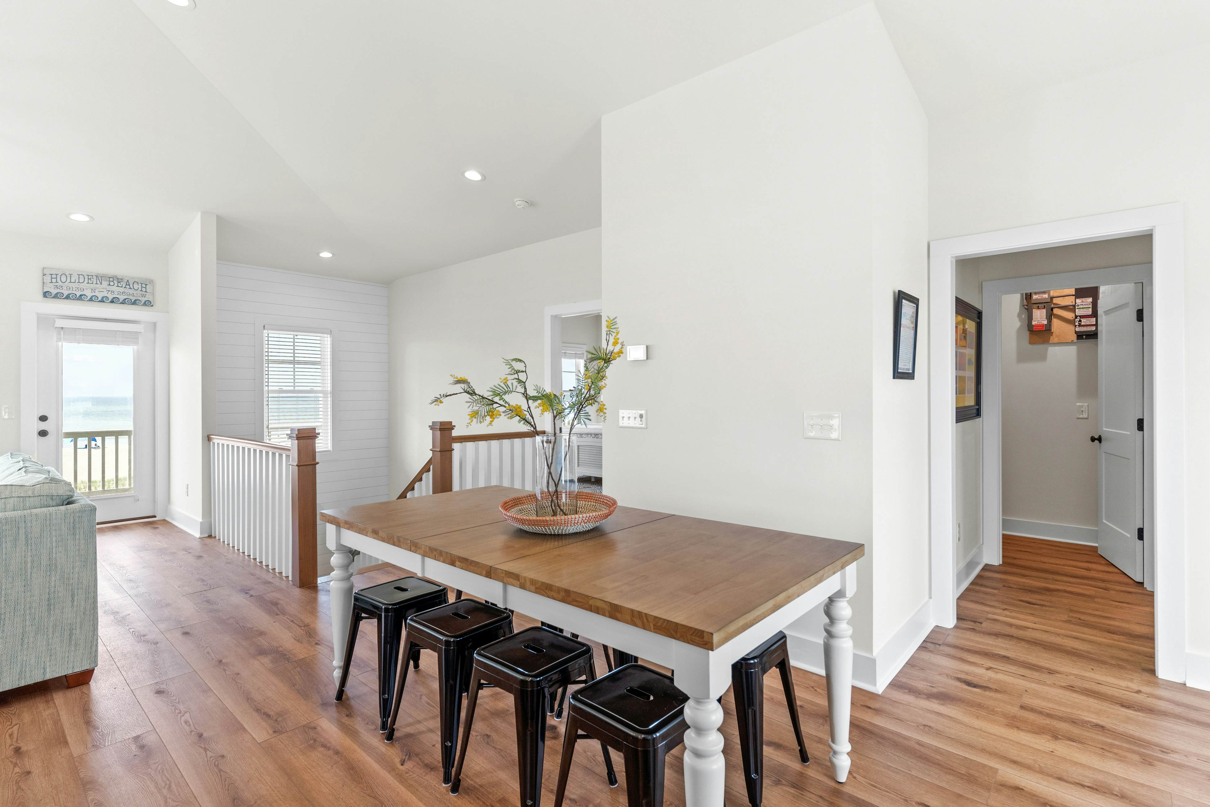 HB200 Thomas Cottage