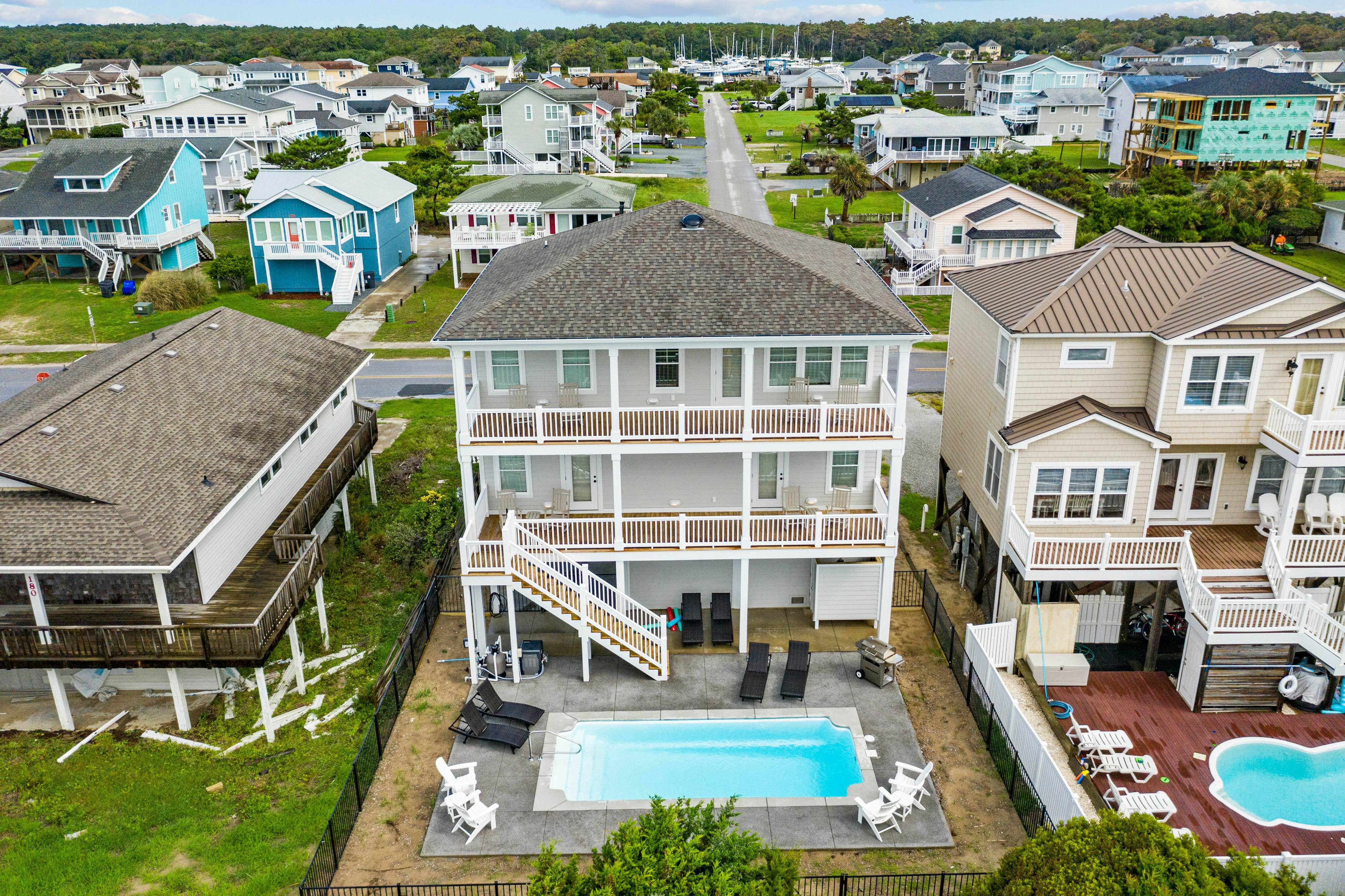 HB200 Thomas Cottage