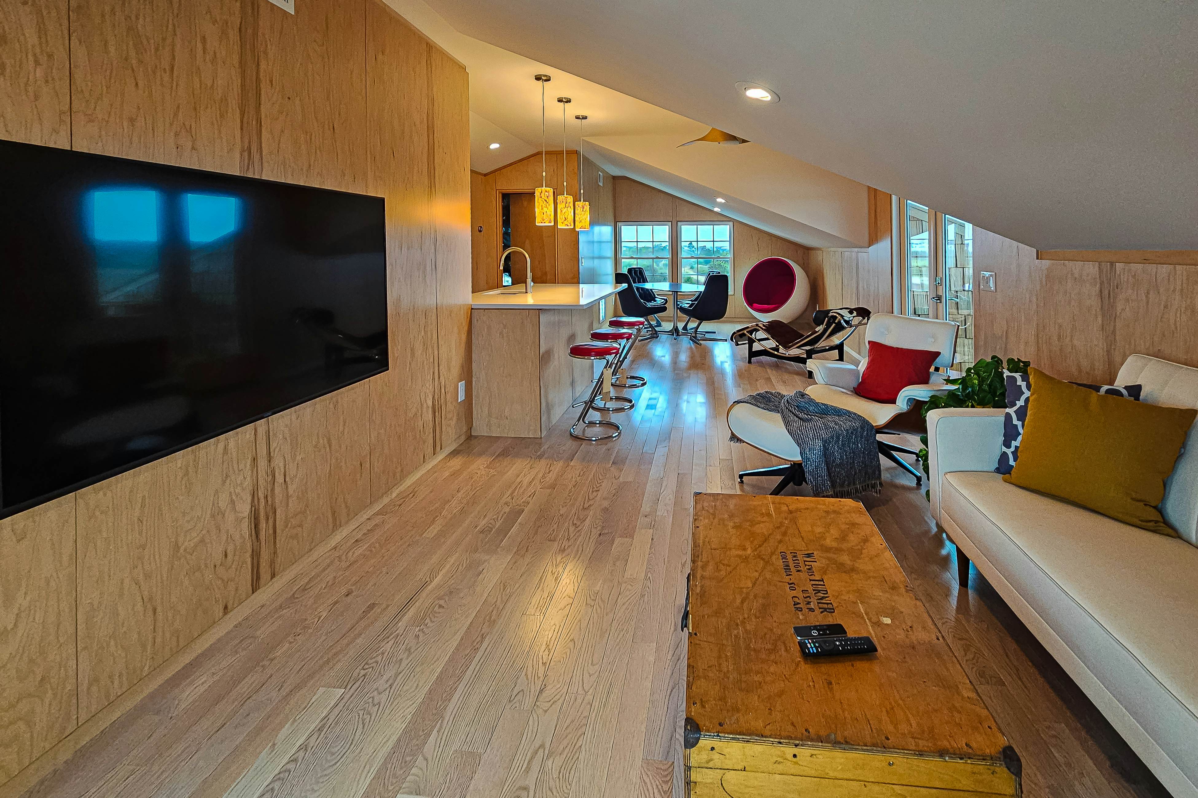 HB258 Intracoastal Indulgence