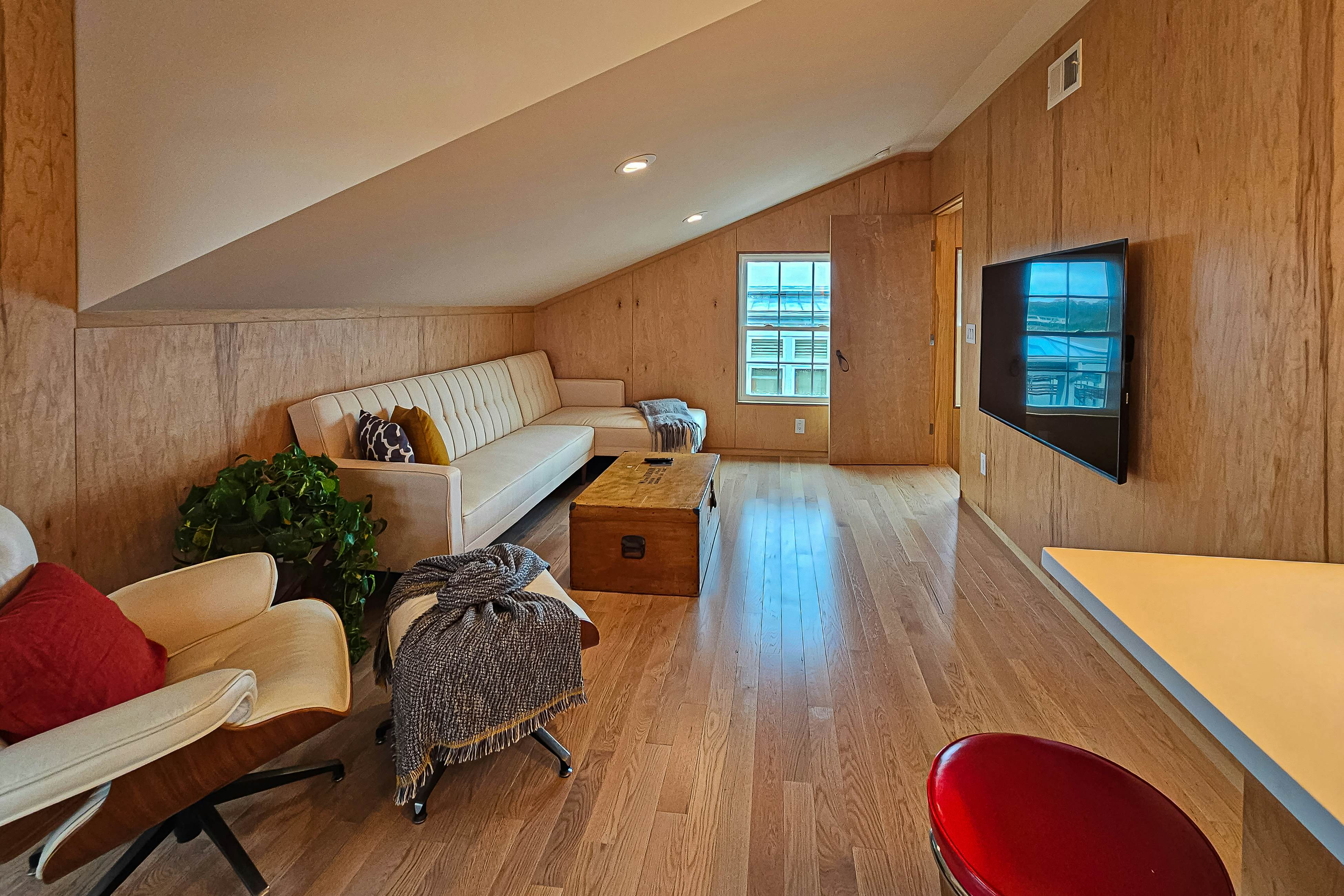 HB258 Intracoastal Indulgence