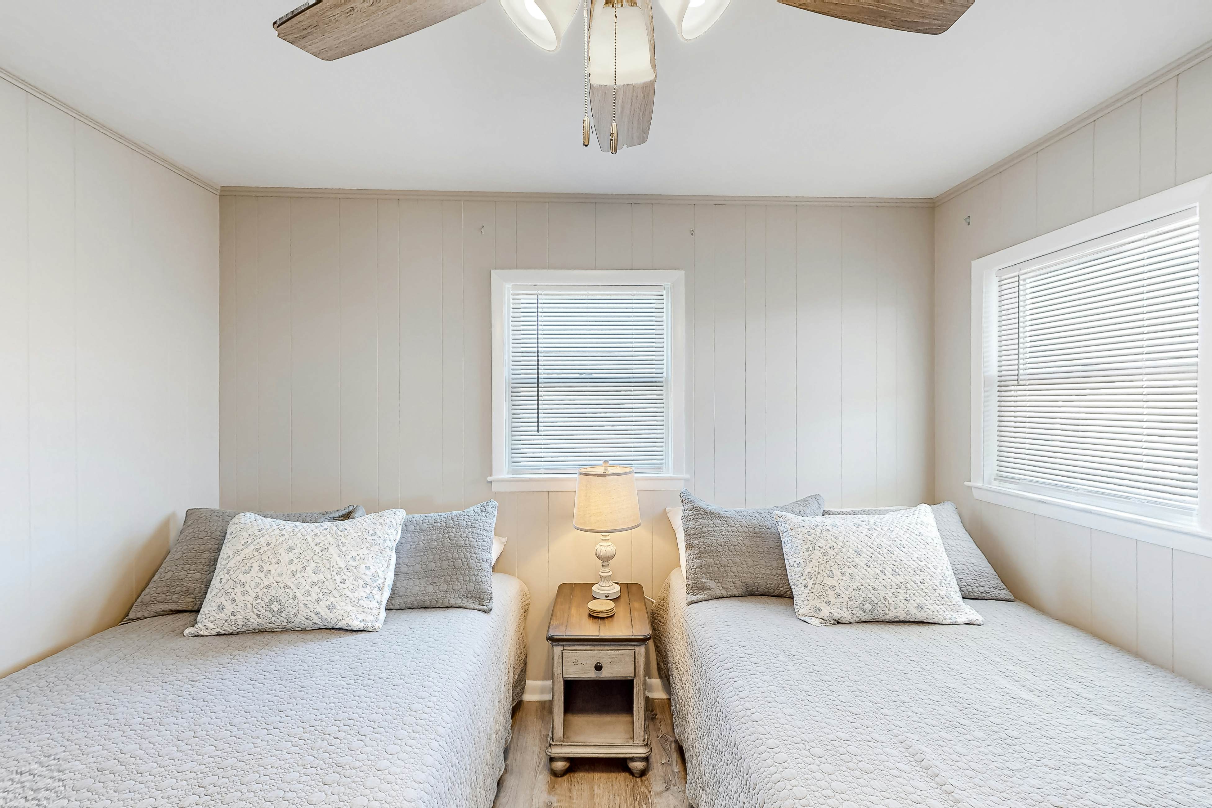 HB261 Rosie's Rendezvous