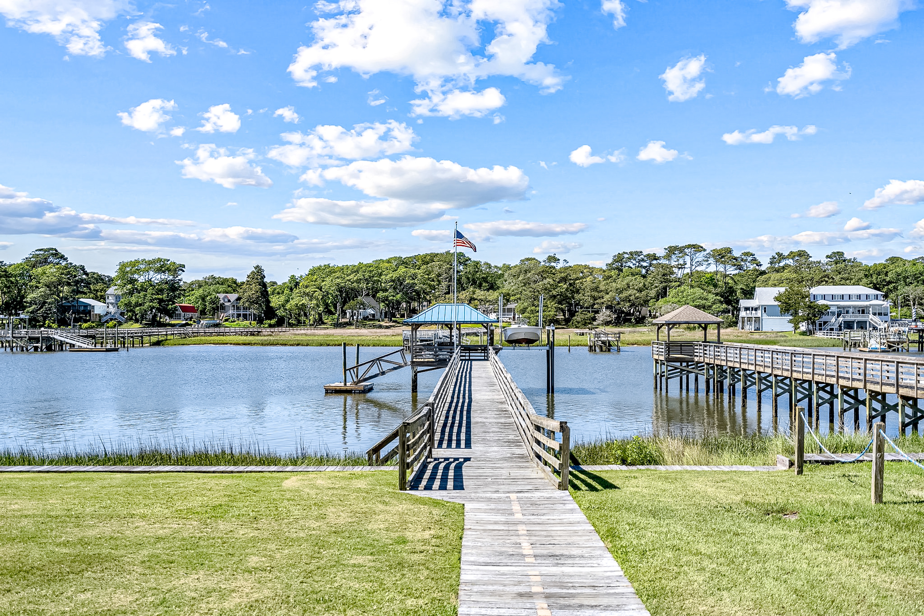Waterfront house with panoramic sound views, private pool, jetted tub, & decks