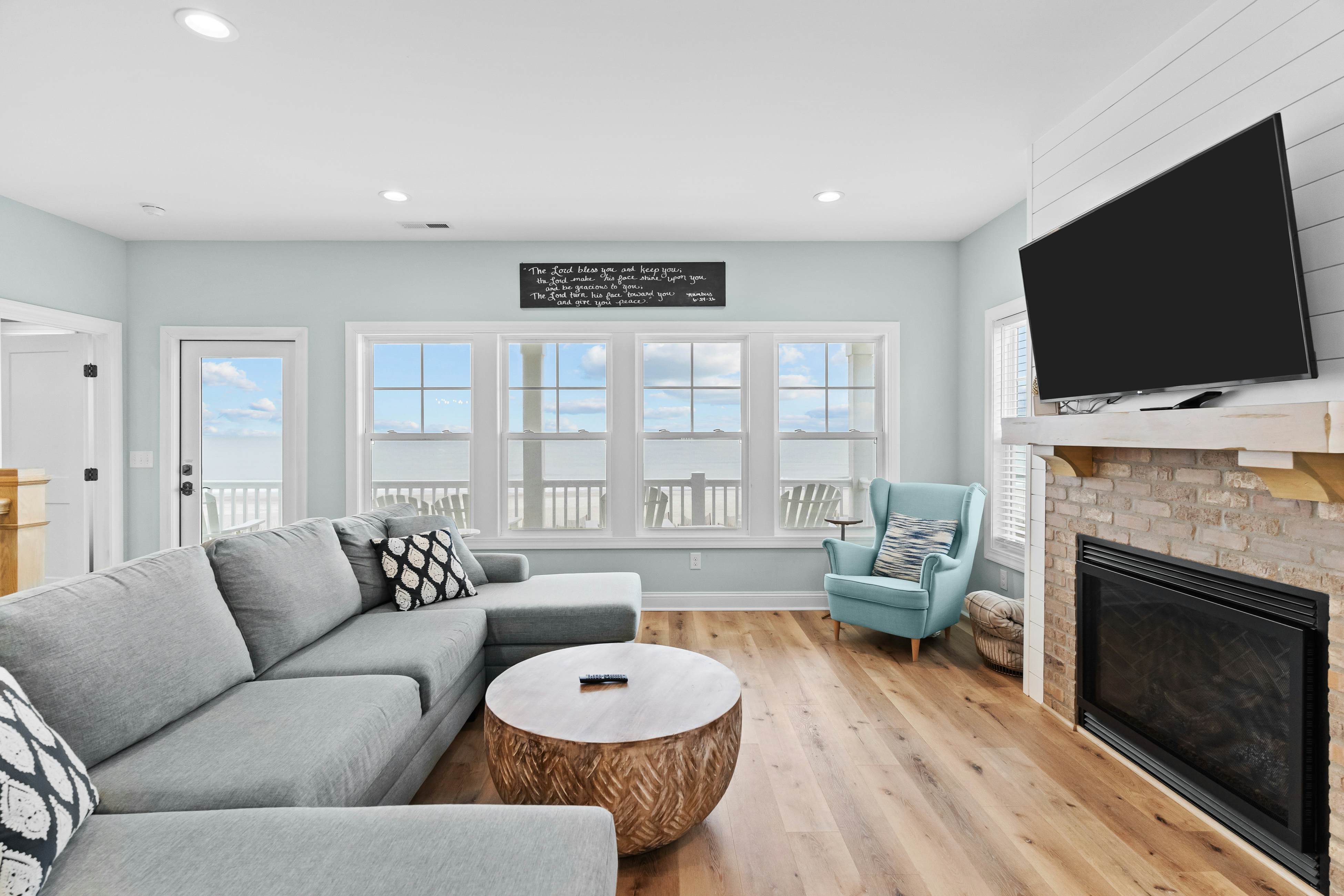 HB232 Heaven's Outpost