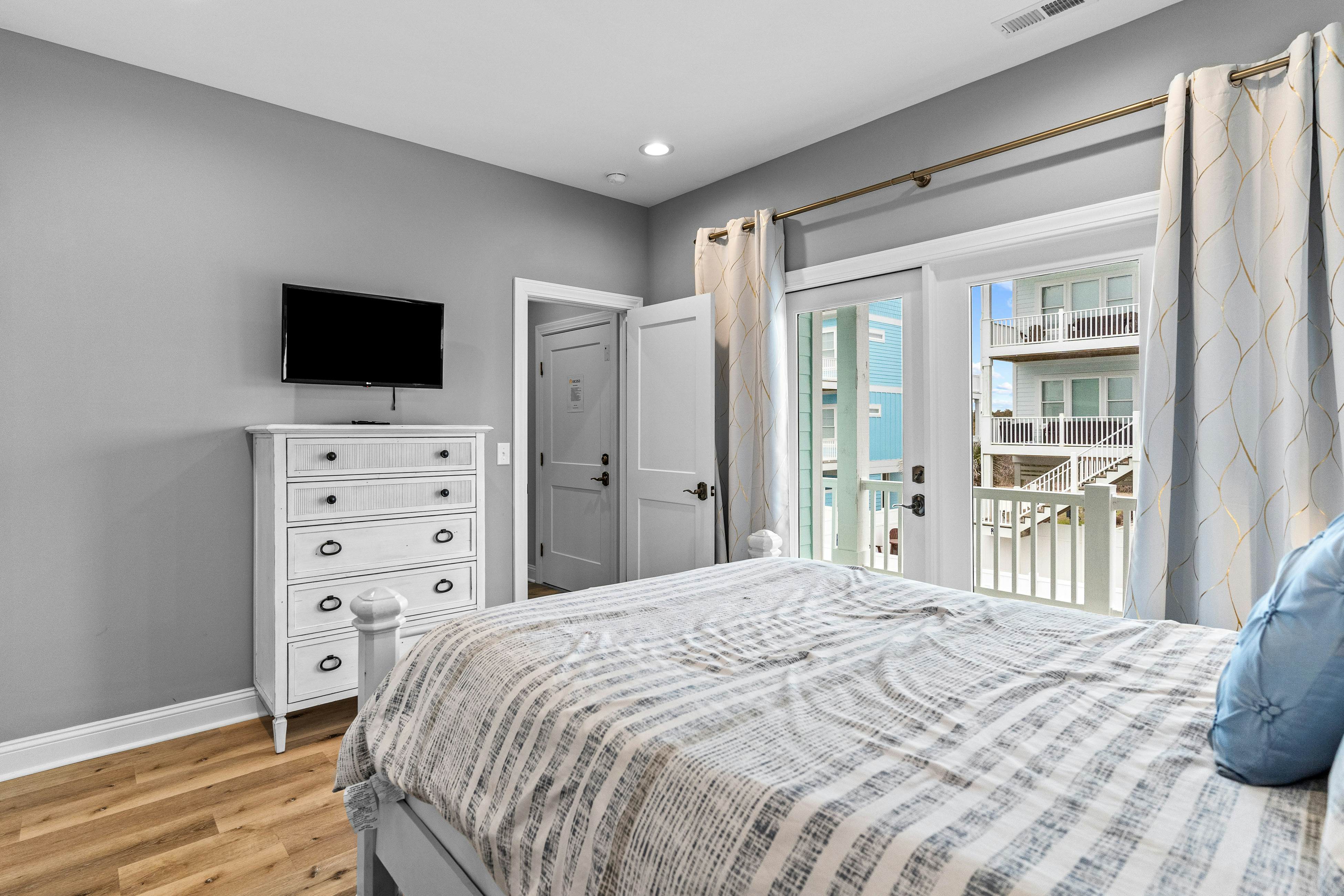 HB232 Heaven's Outpost