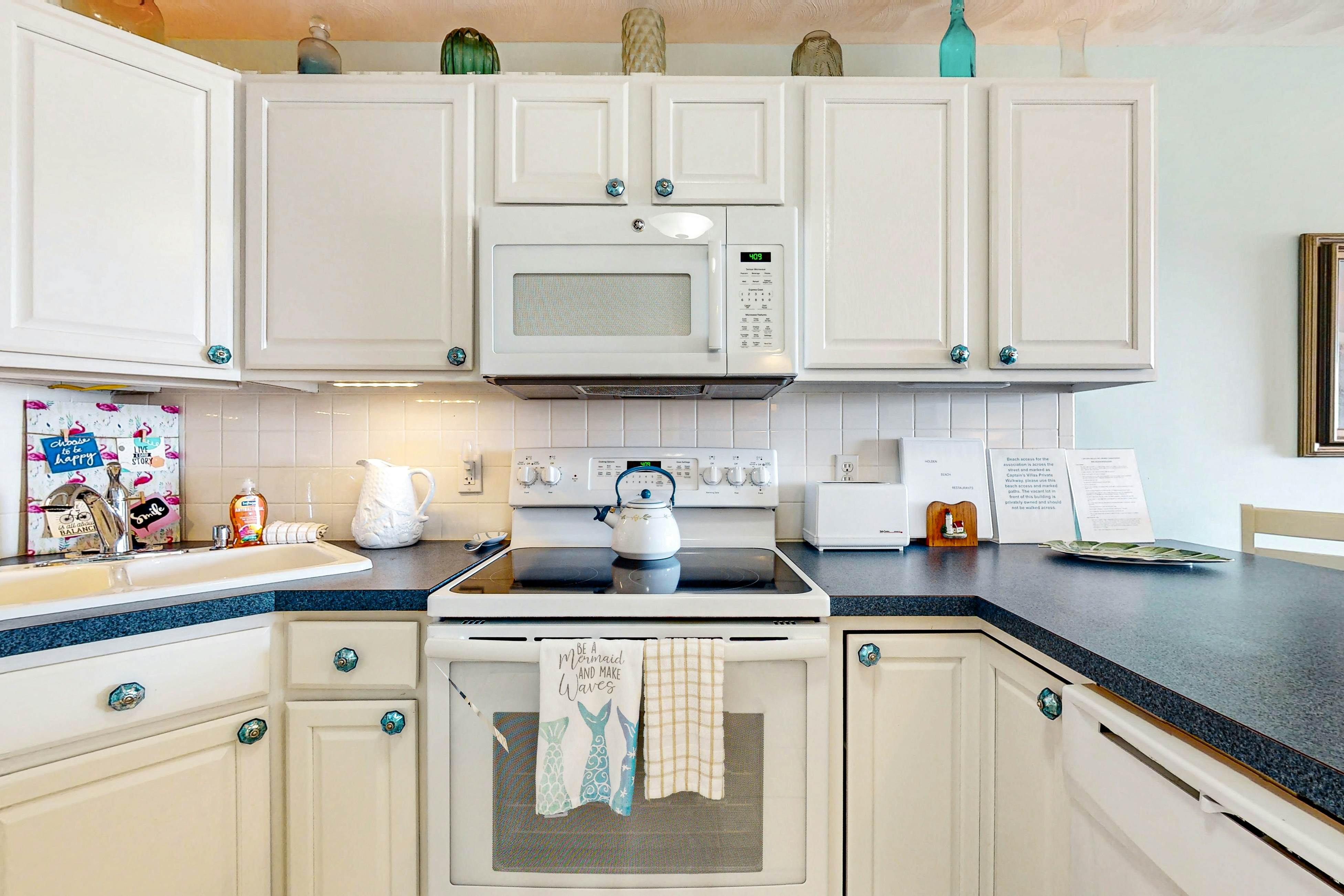 HB272 Sunshine Ally - Captain's  Villa 9-C