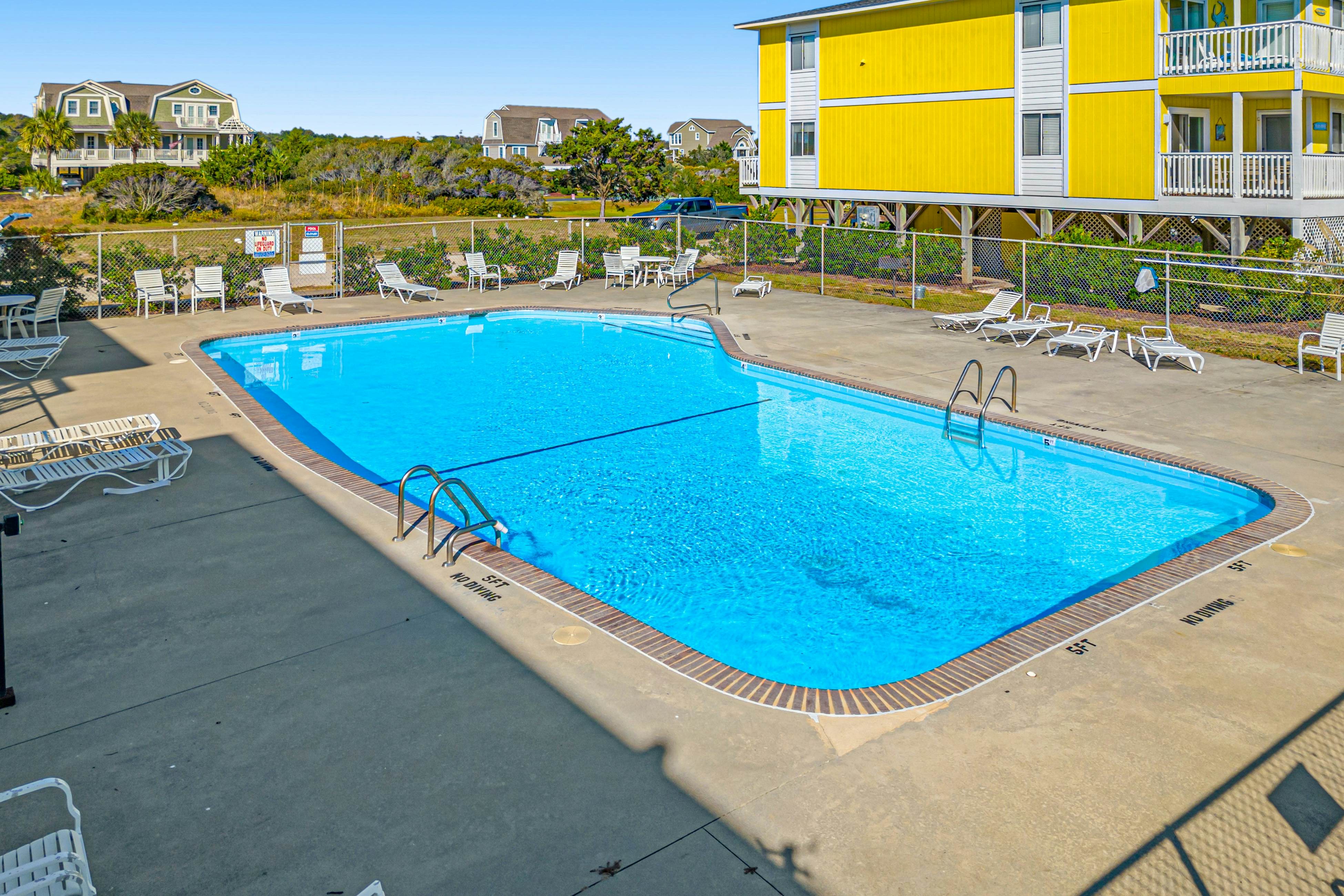 HB272 Sunshine Ally - Captain's  Villa 9-C