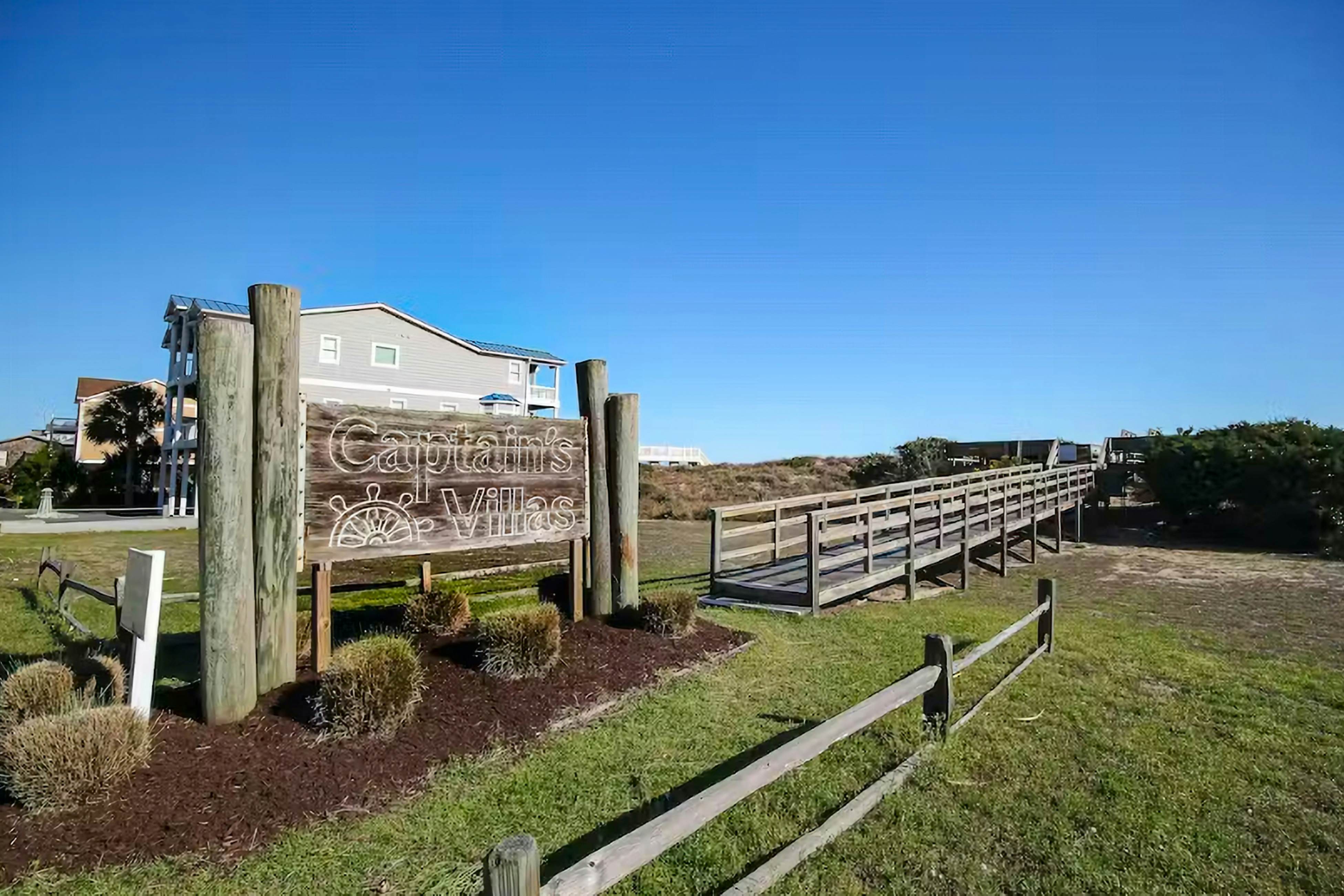 HB272 Sunshine Ally - Captain's  Villa 9-C