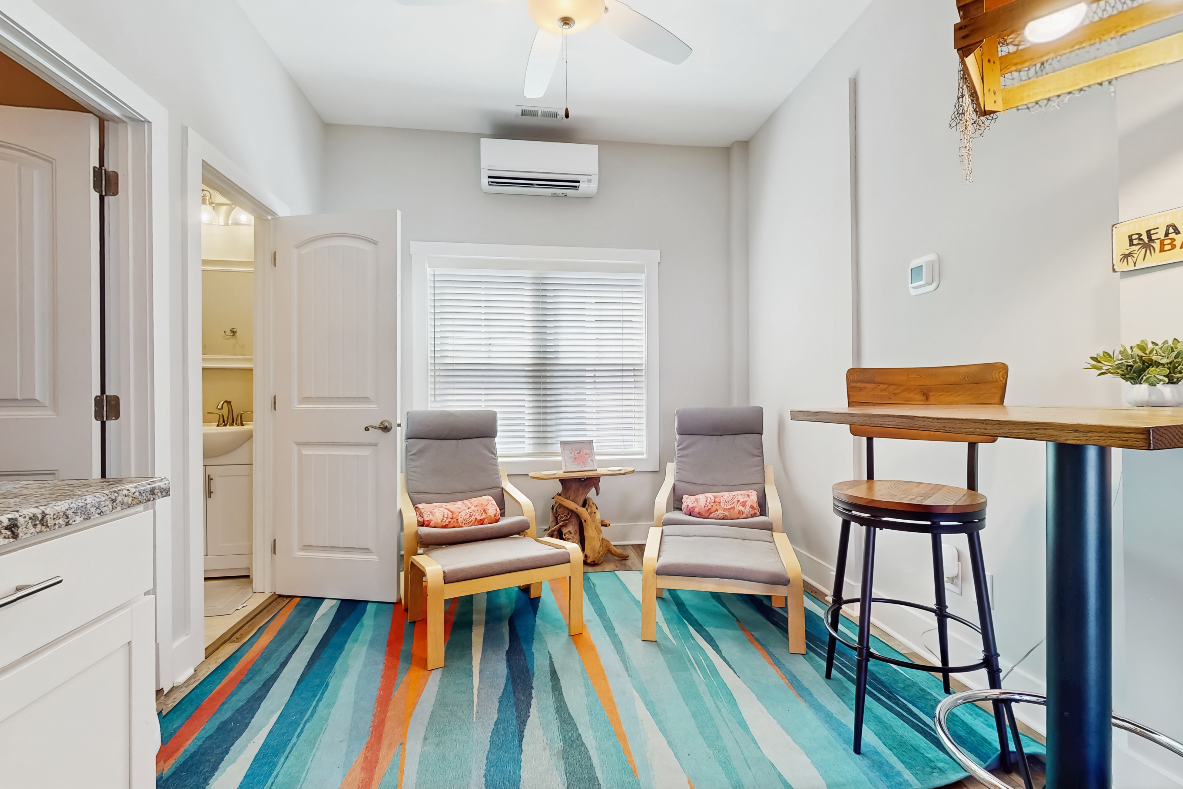 1st-floor apt near the beach with kitchenette, patio, & electric vehicle charger