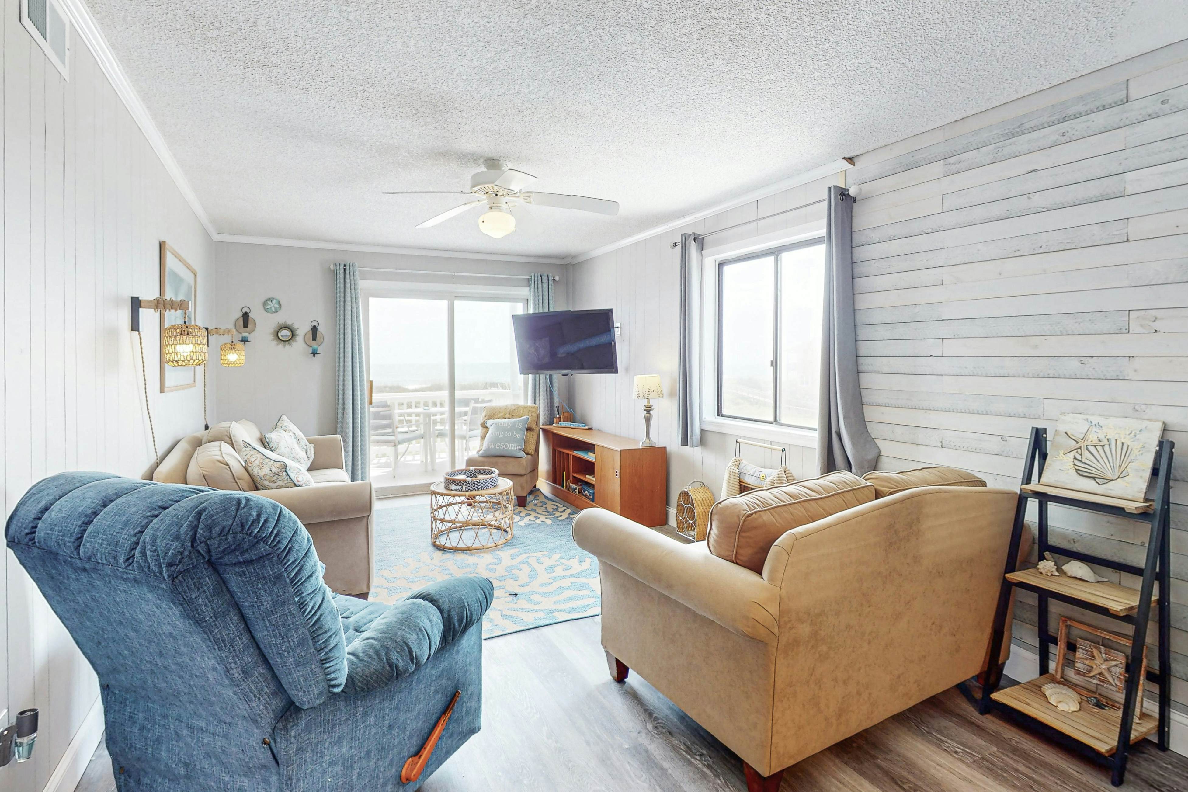 HB242 Captain's Villa 6-B