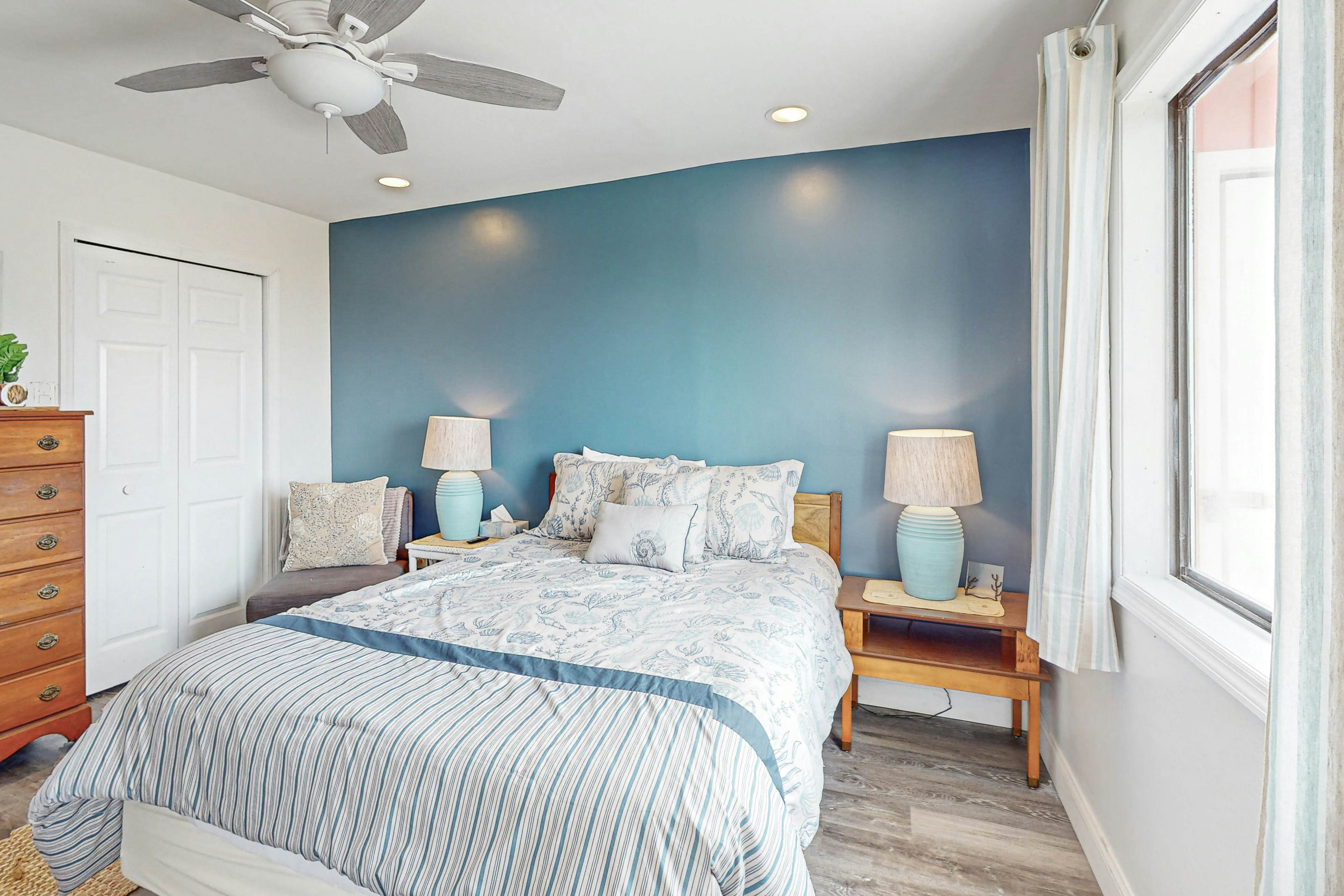 HB242 Captain's Villa 6-B