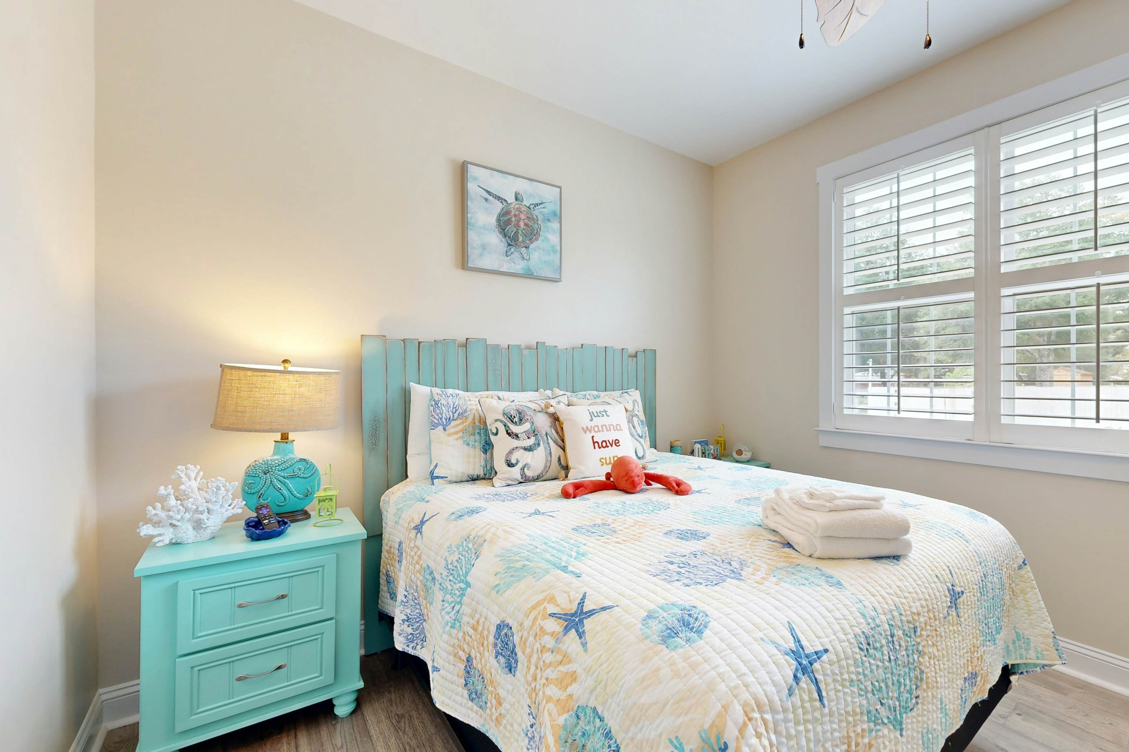 OAI83 2 Balls by the Sea