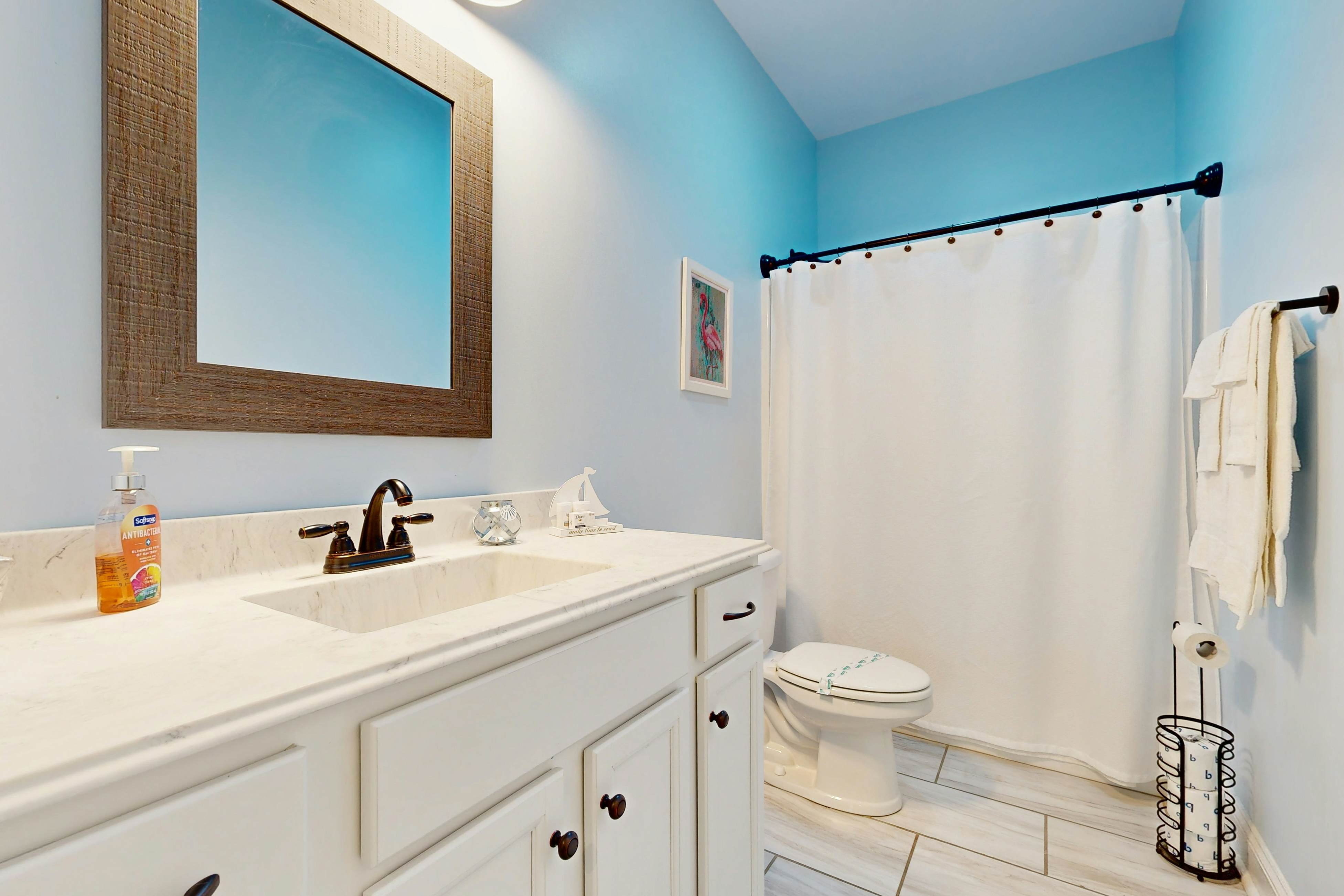 OAI83 2 Balls by the Sea