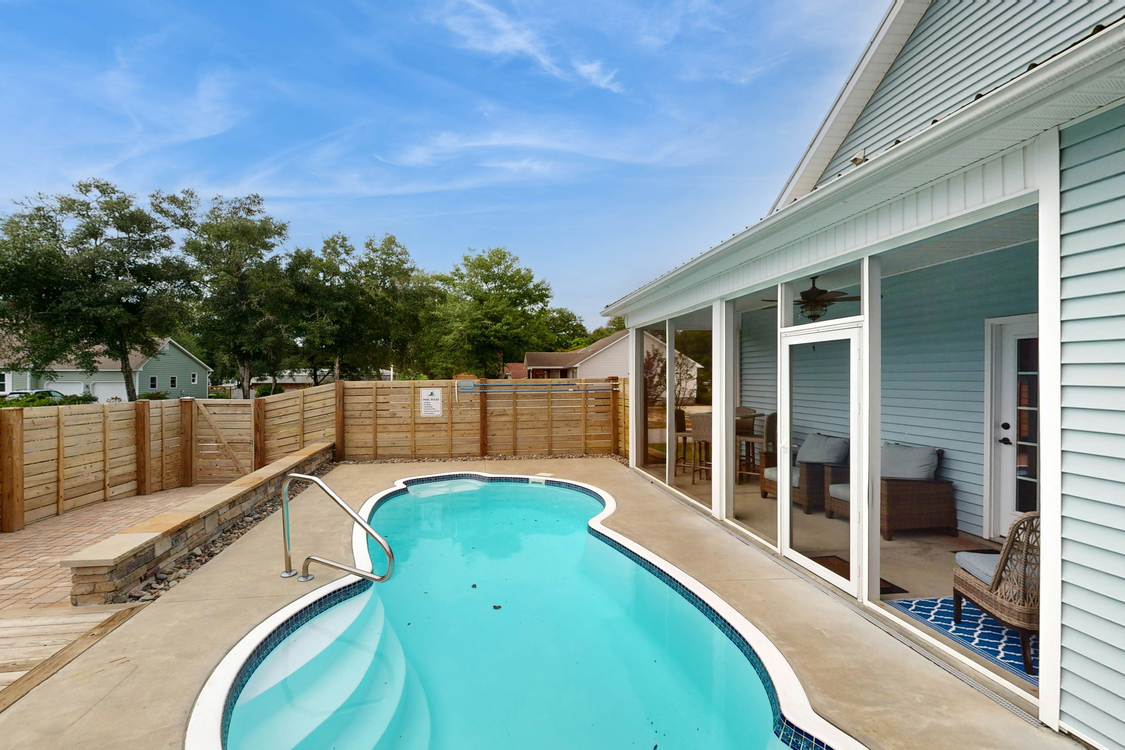 OAI83 2 Balls by the Sea