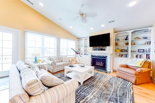 Expansive all-suite beach beauty with private pool, balconies & ocean view