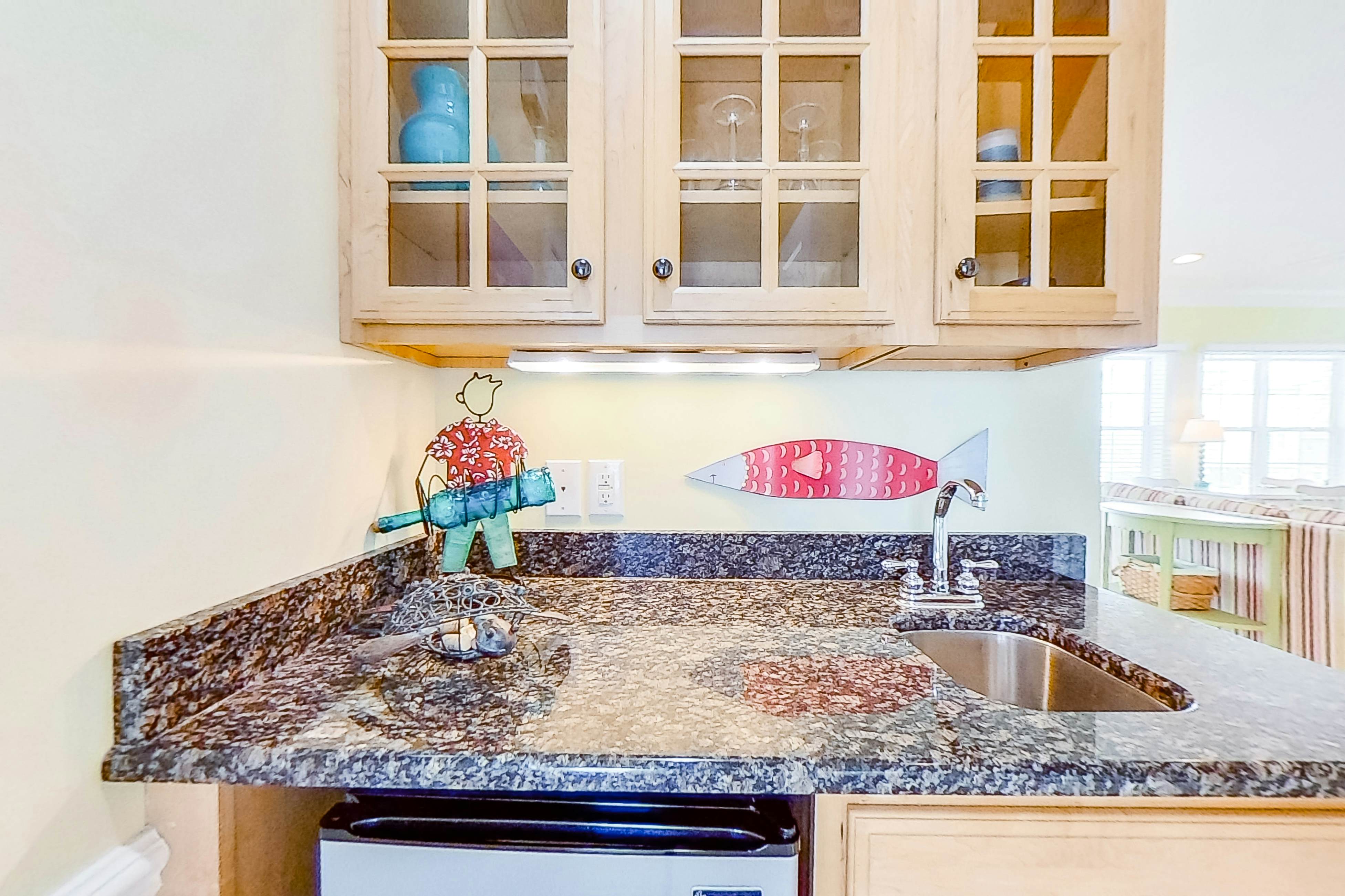 OIB10 Life's Too Shore