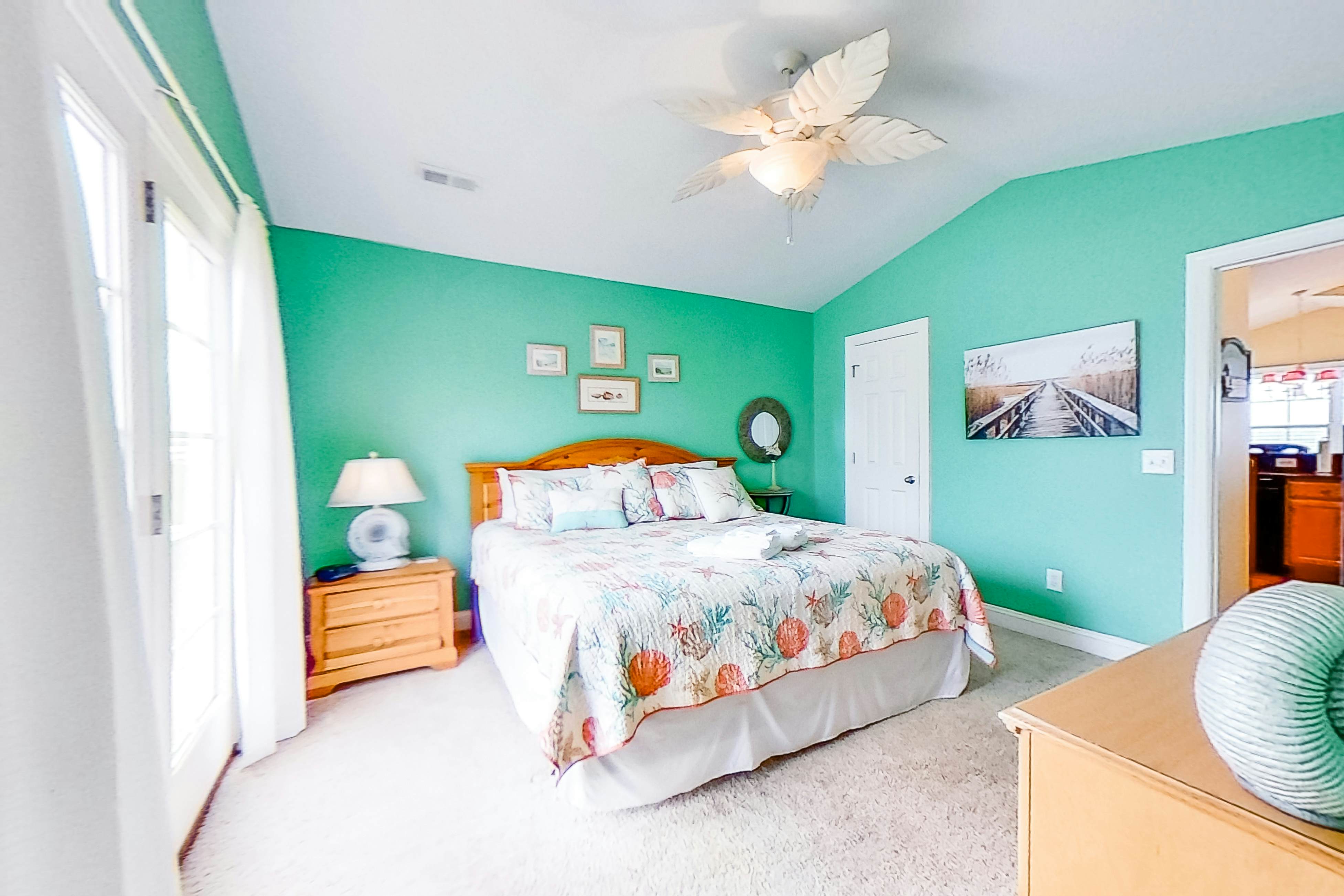 OIB10 Life's Too Shore