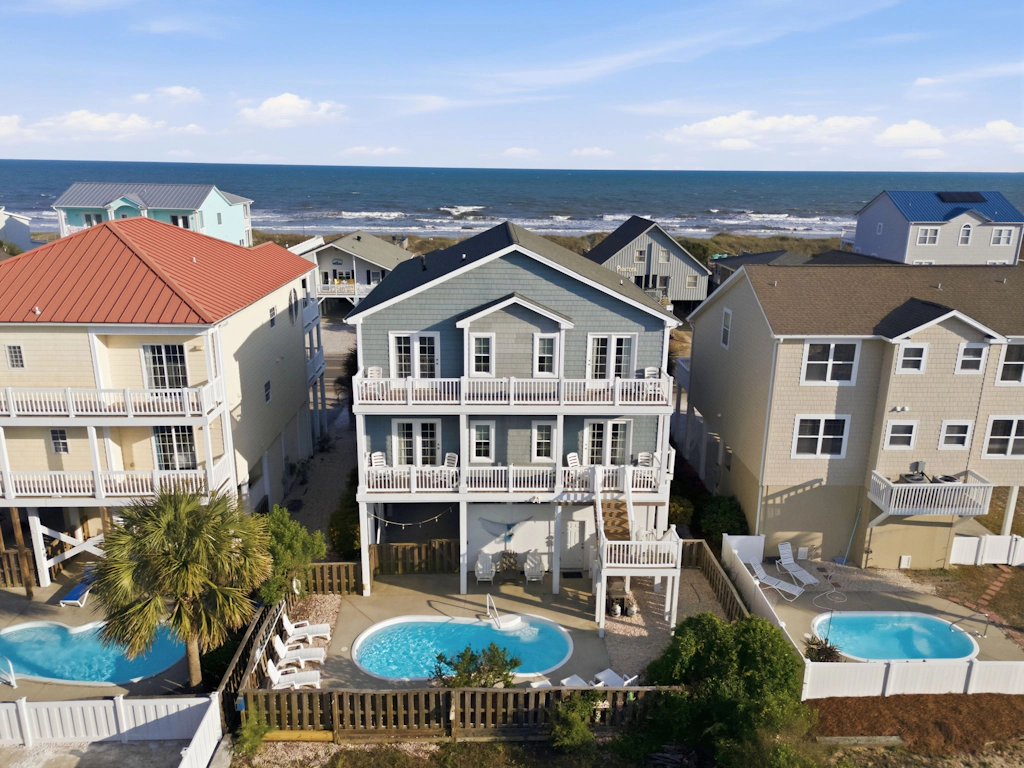OIB10 Life's Too Shore