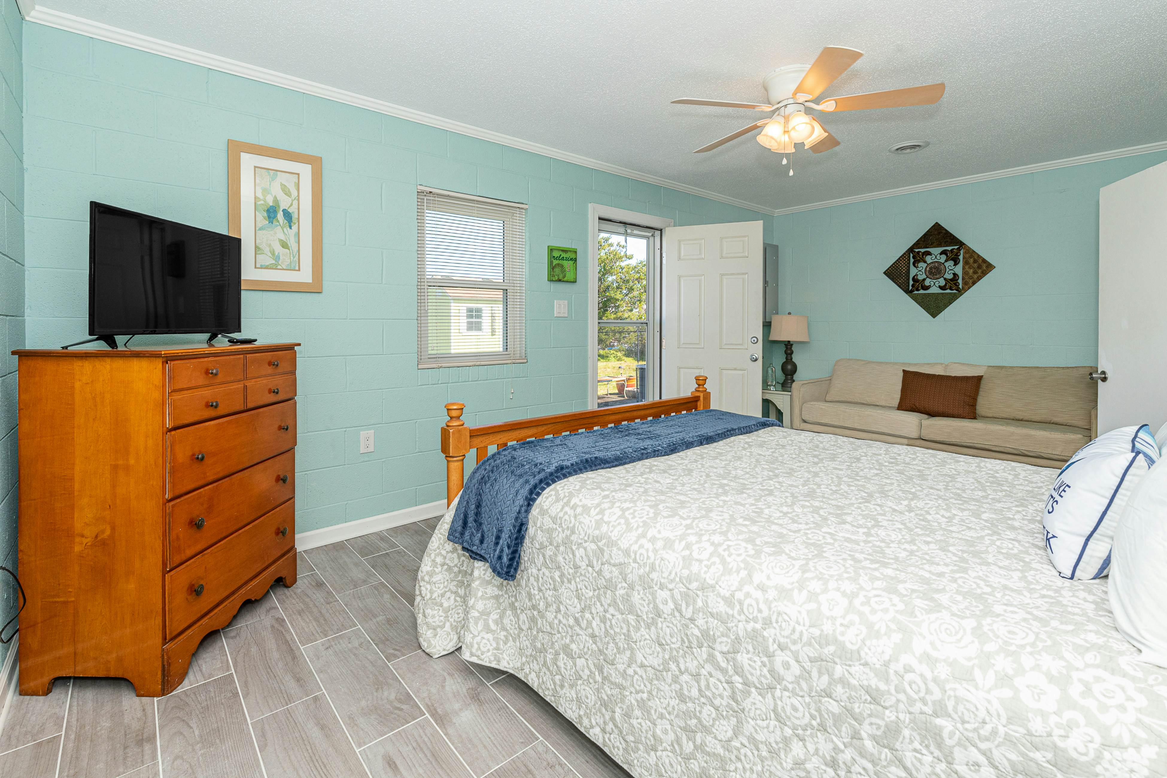 ABCT121 Toes in the Sand Unit A