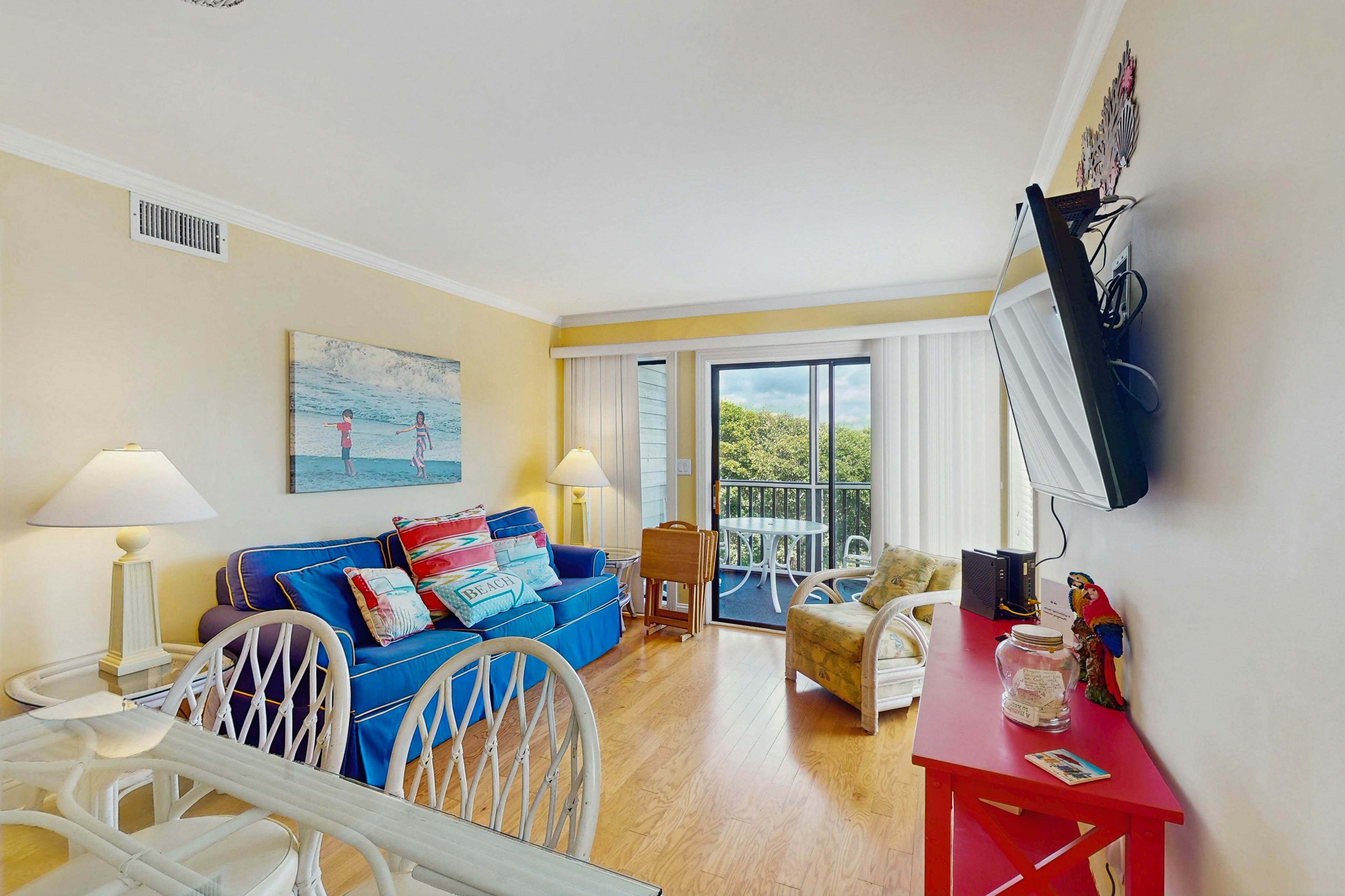 ABIBS48 Island Beach & Racquet Club H205