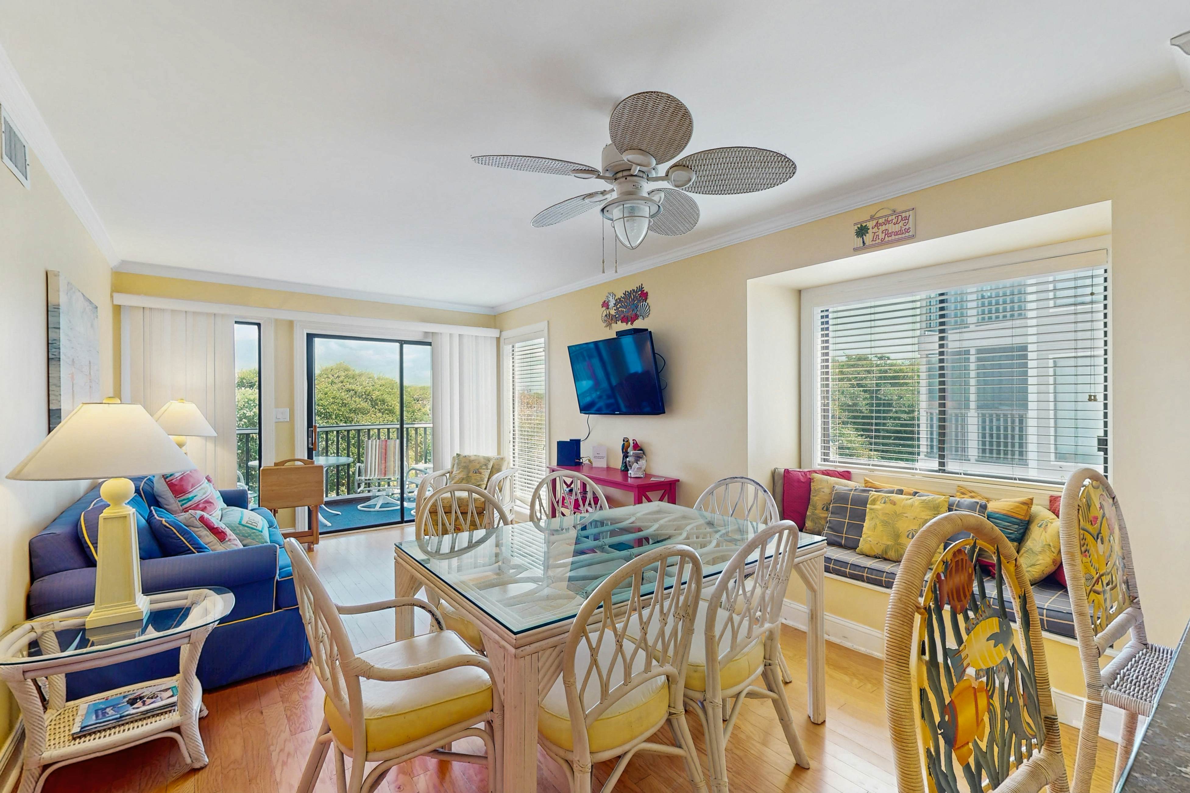 ABIBS48 Island Beach & Racquet Club H205