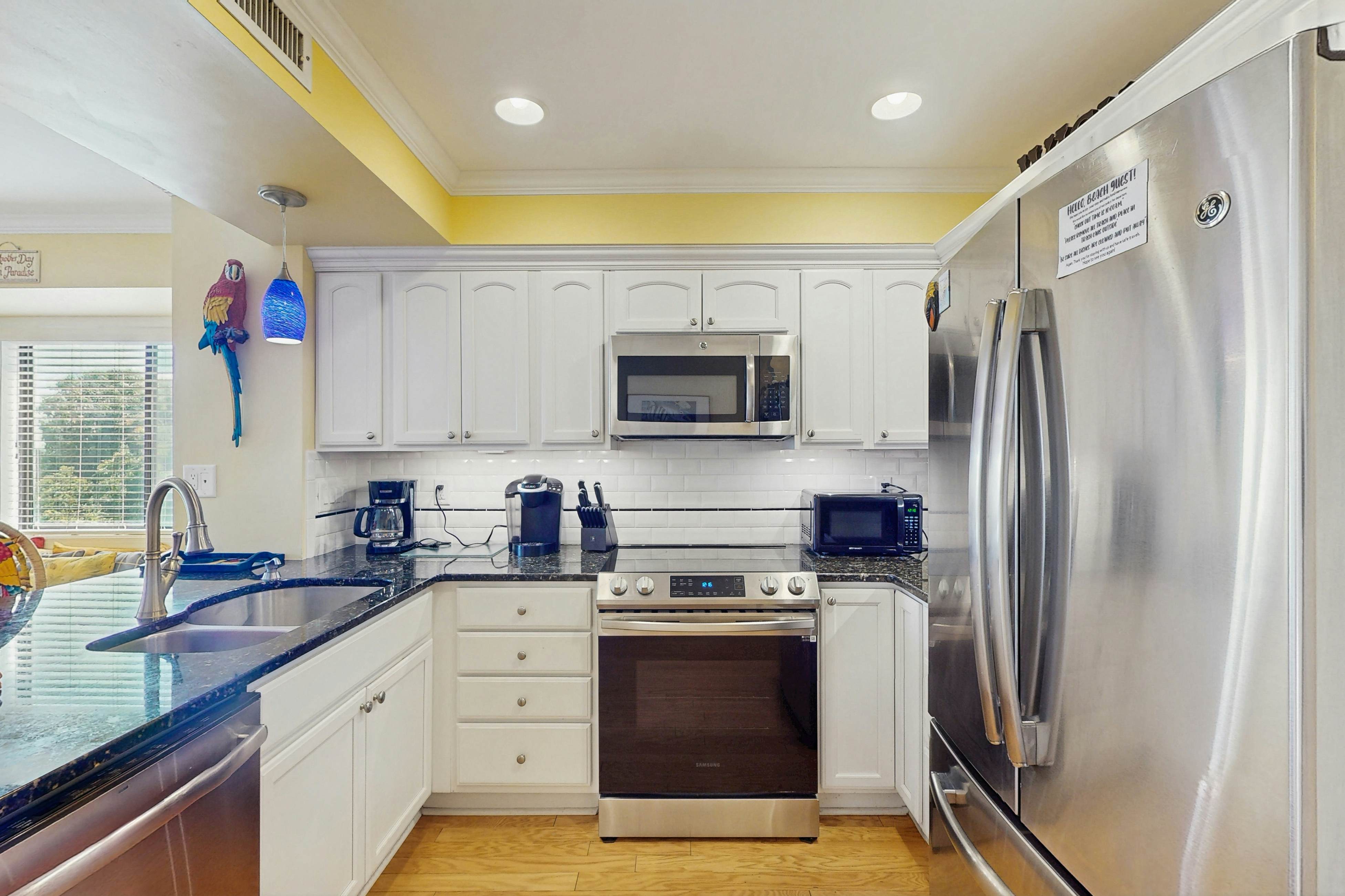 ABIBS48 Island Beach & Racquet Club H205