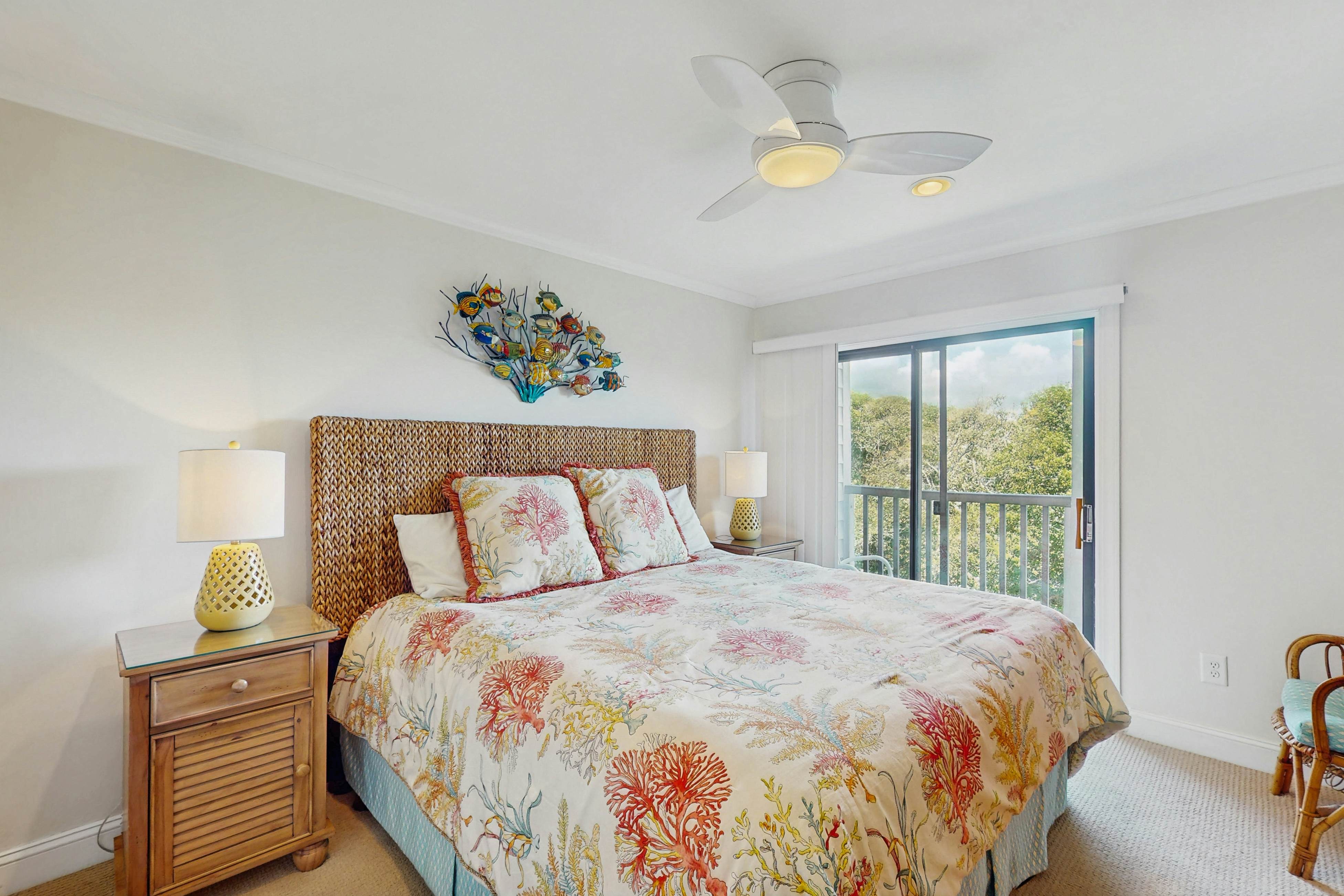 ABIBS48 Island Beach & Racquet Club H205