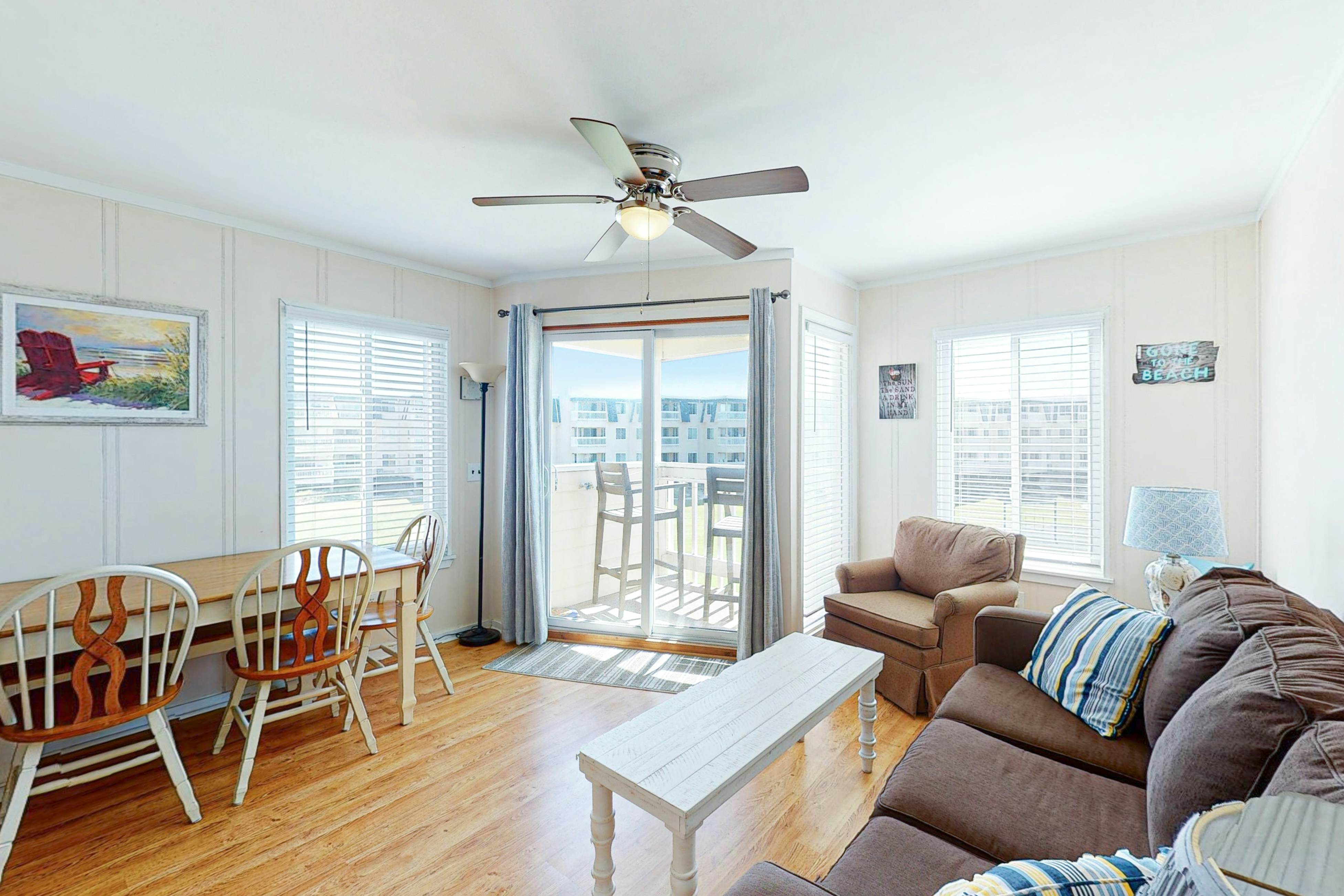 ABPAB128 A Place At The Beach 207