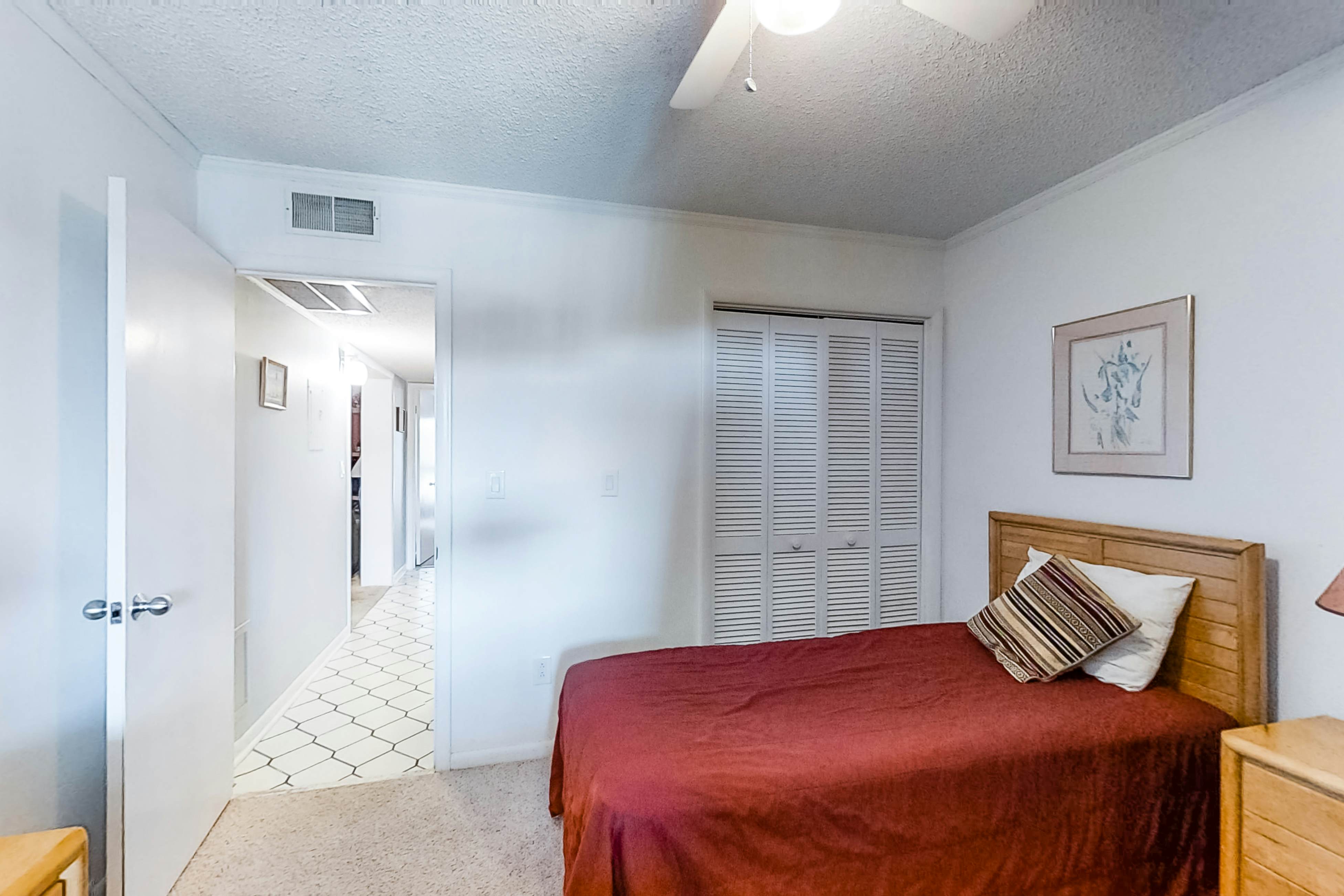 ABIBS45 Island Beach & Racquet Club G104