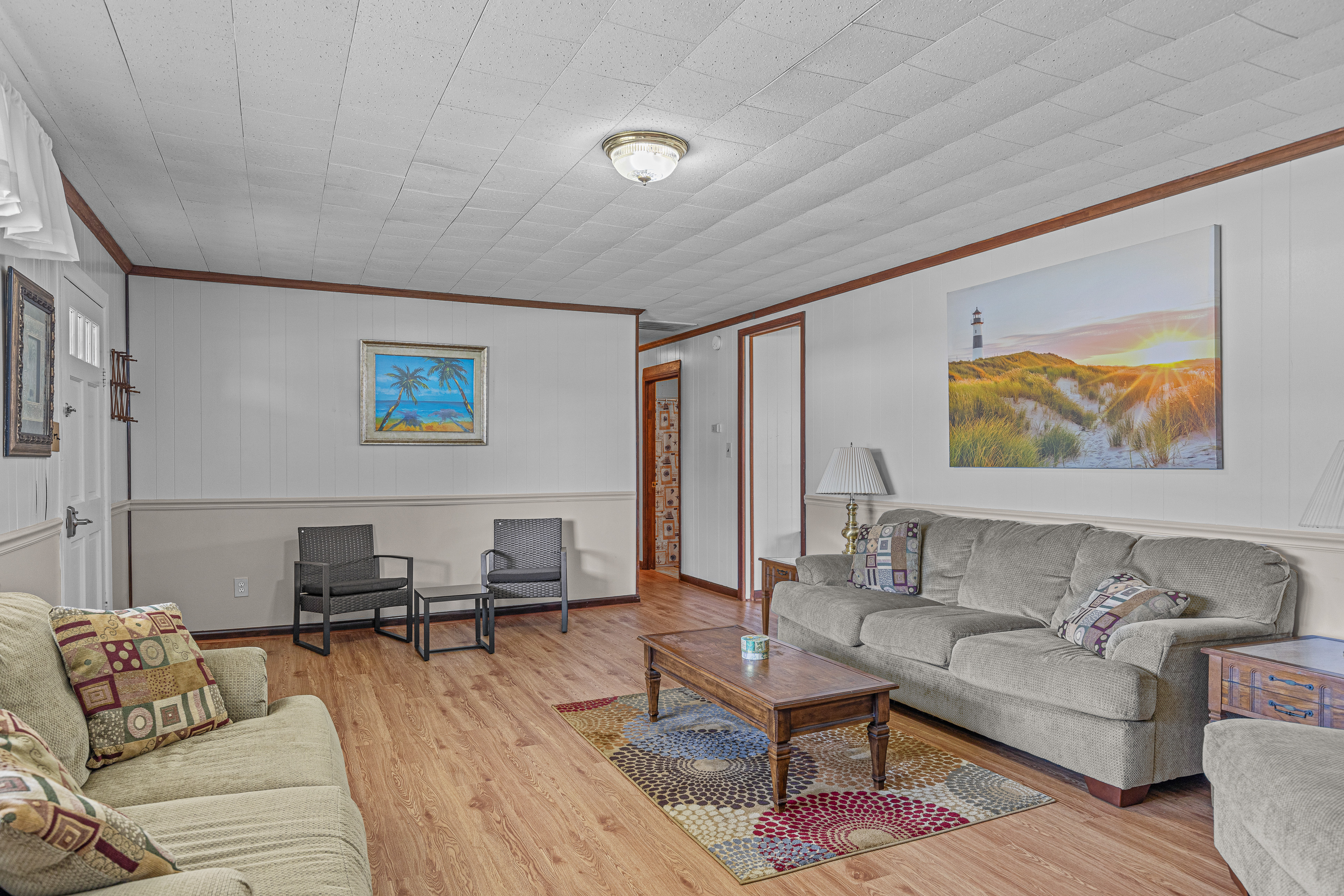 Coastal home near the ocean with covered porches & W/D