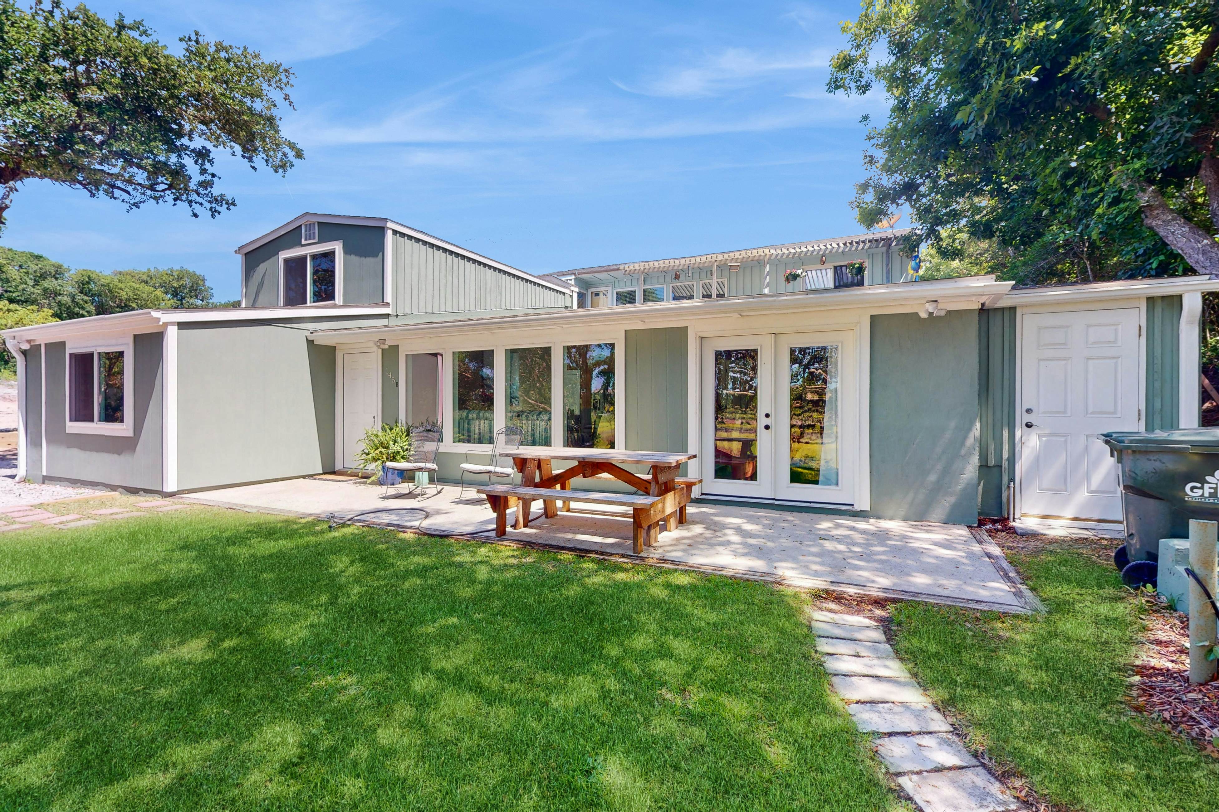 AB162 Hidden in the Oaks