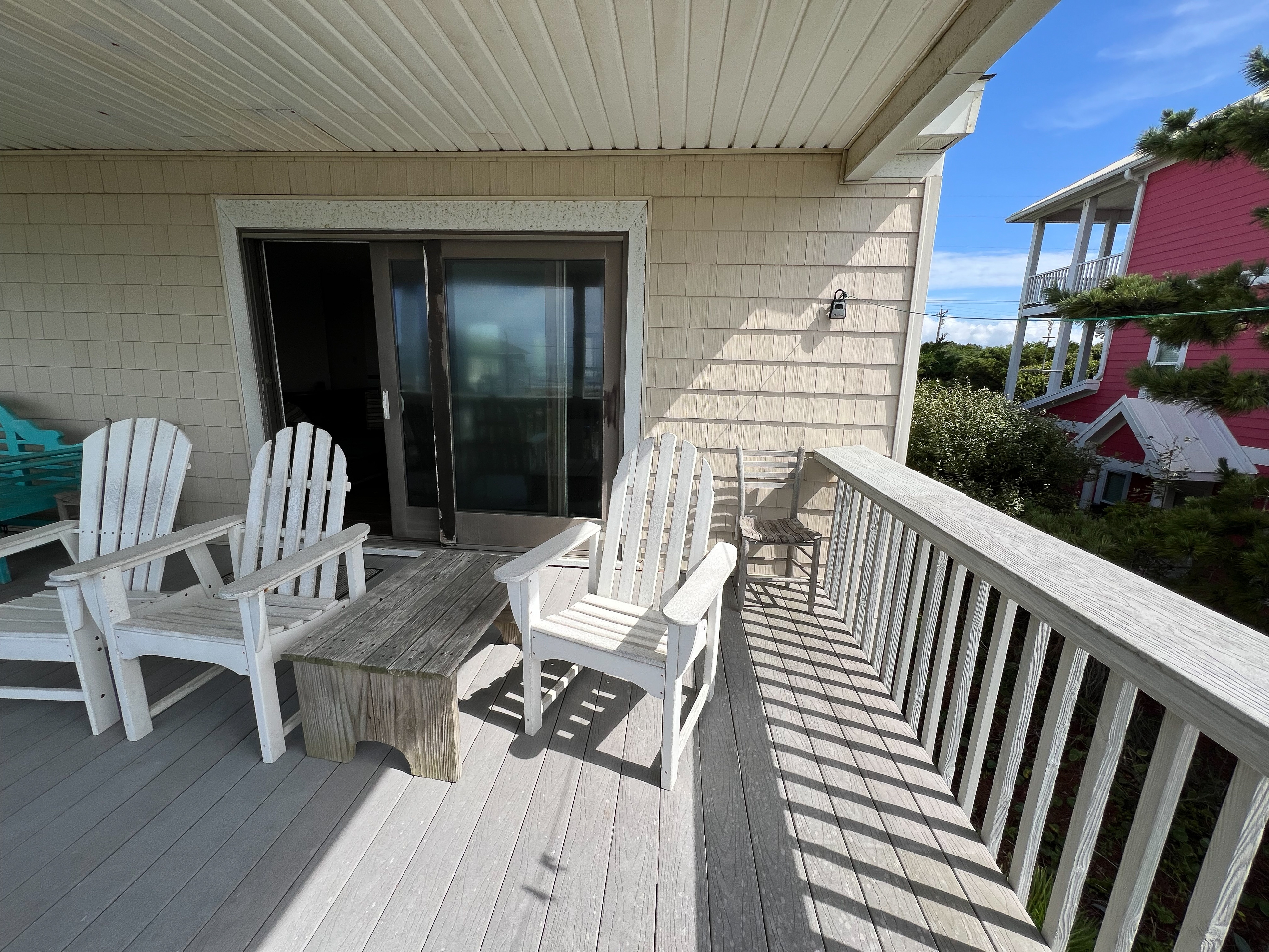 charming coastal dog friendly home near the beach